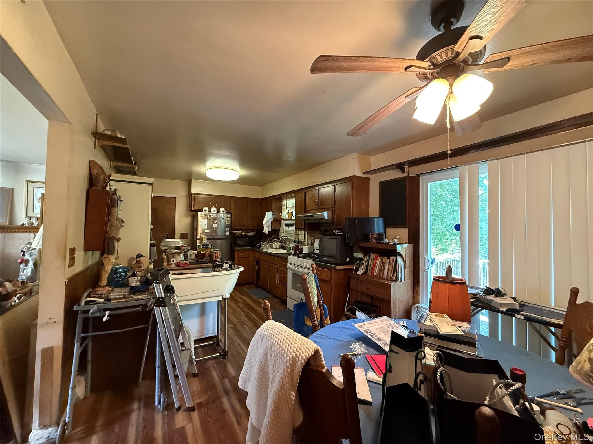 212 Union Avenue thumbnail 6