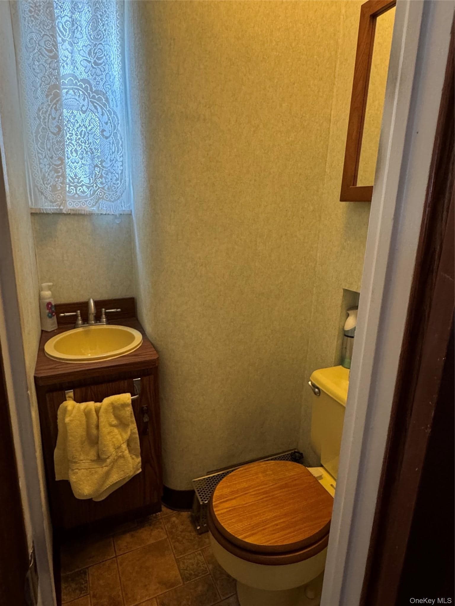 8114 Margaret Place thumbnail 7