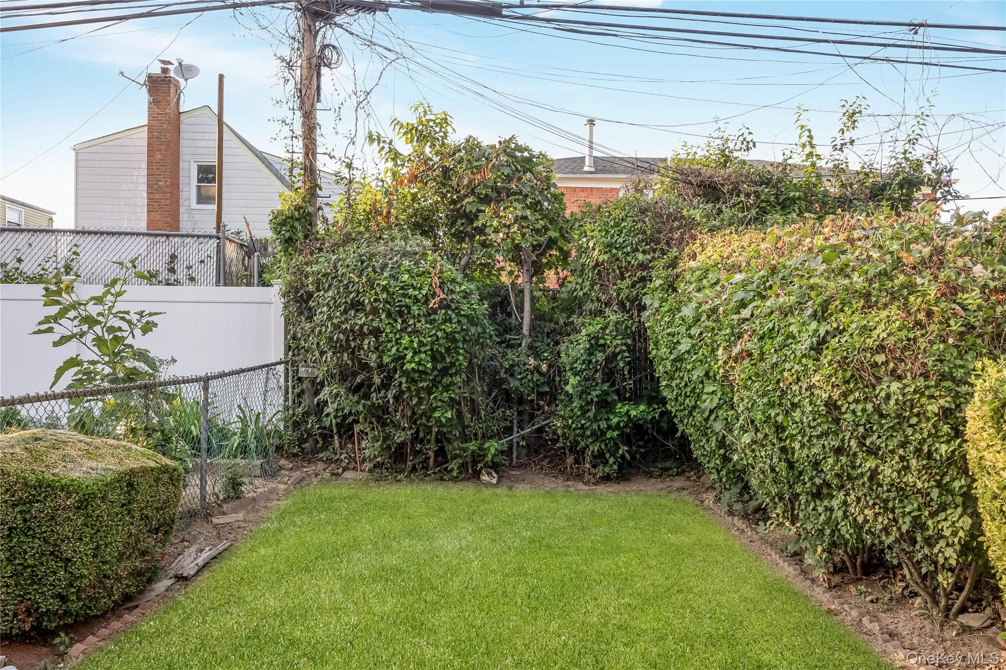 22533 Murdock Avenue thumbnail 21