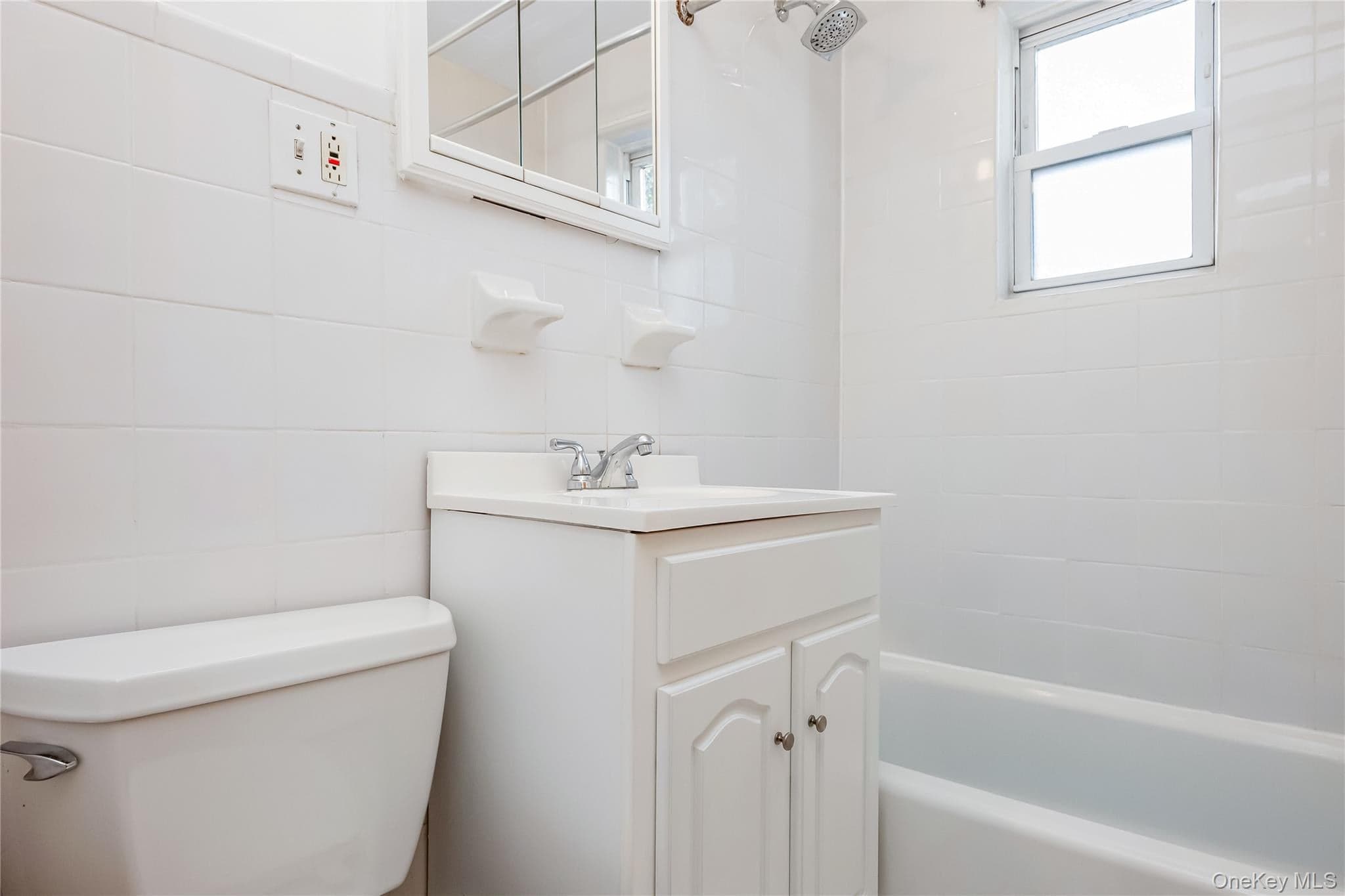 22533 Murdock Avenue thumbnail 17