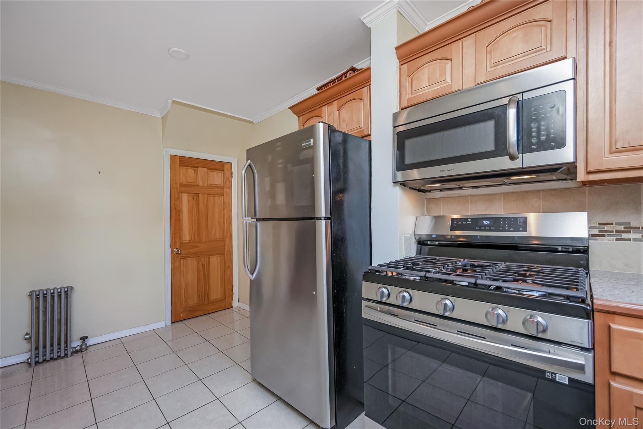 22533 Murdock Avenue thumbnail 12