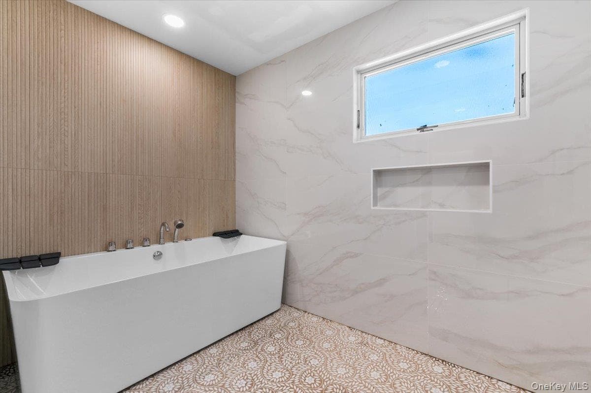119 Sprucewood Drive thumbnail 23