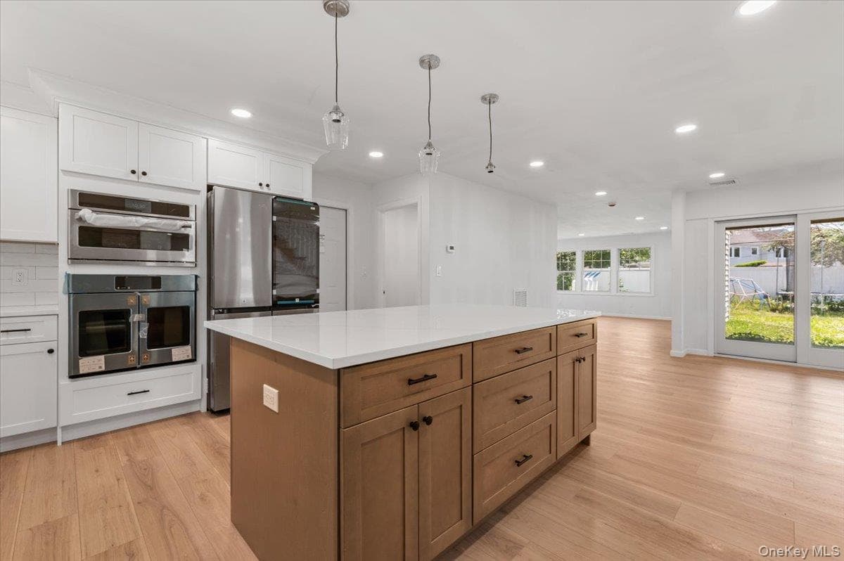 119 Sprucewood Drive thumbnail 3