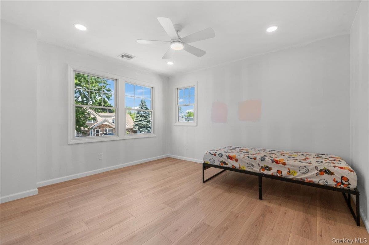 119 Sprucewood Drive thumbnail 28