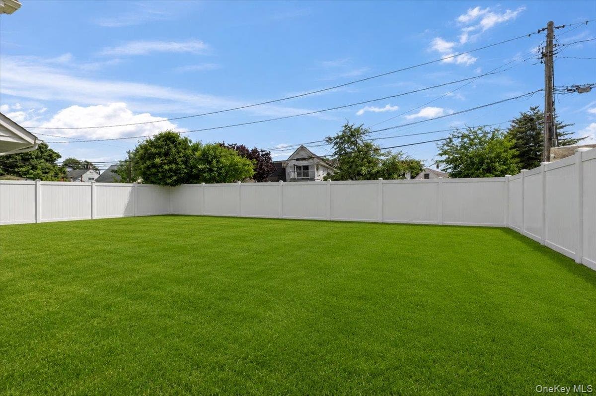 119 Sprucewood Drive thumbnail 31