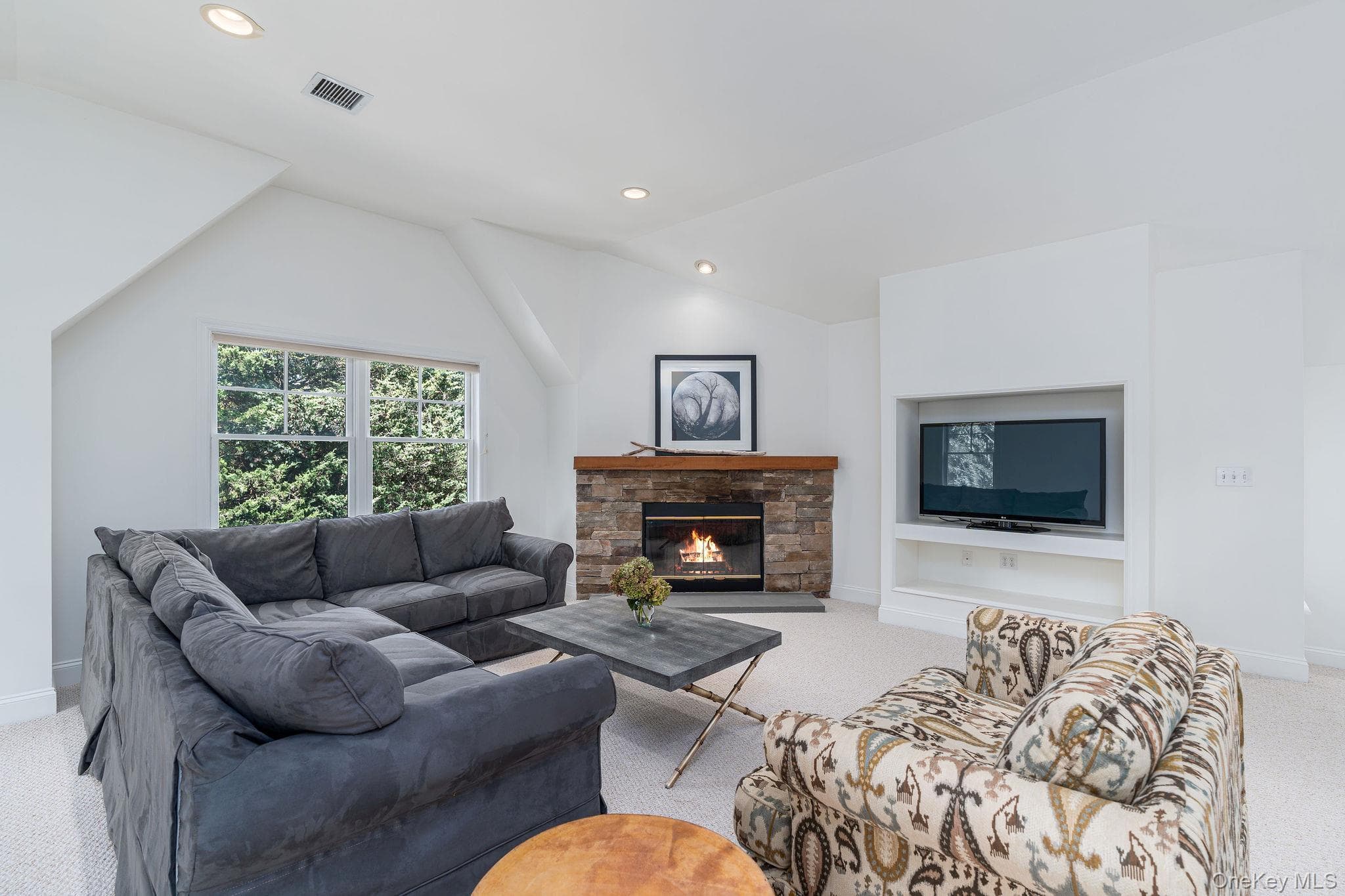 775 Mulford Court thumbnail 33