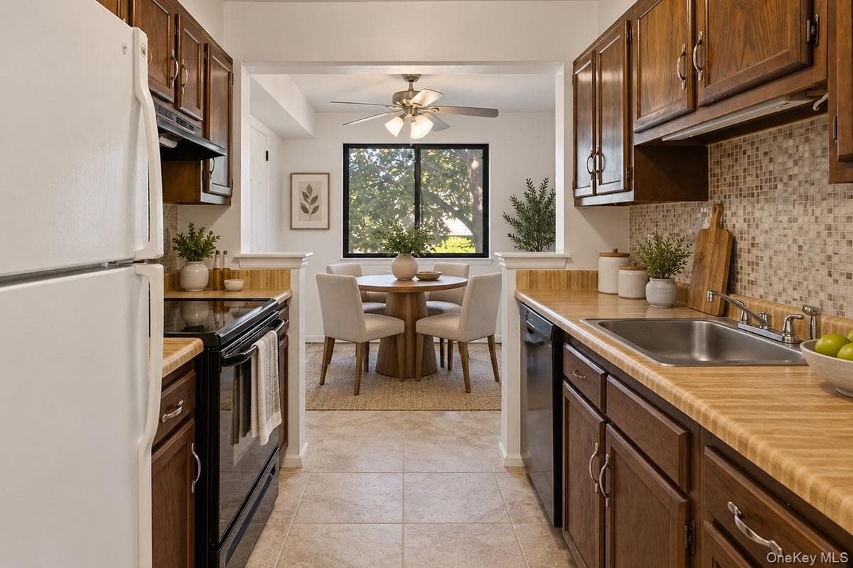 1 Briarcliff Drive Unit: 4 thumbnail 13