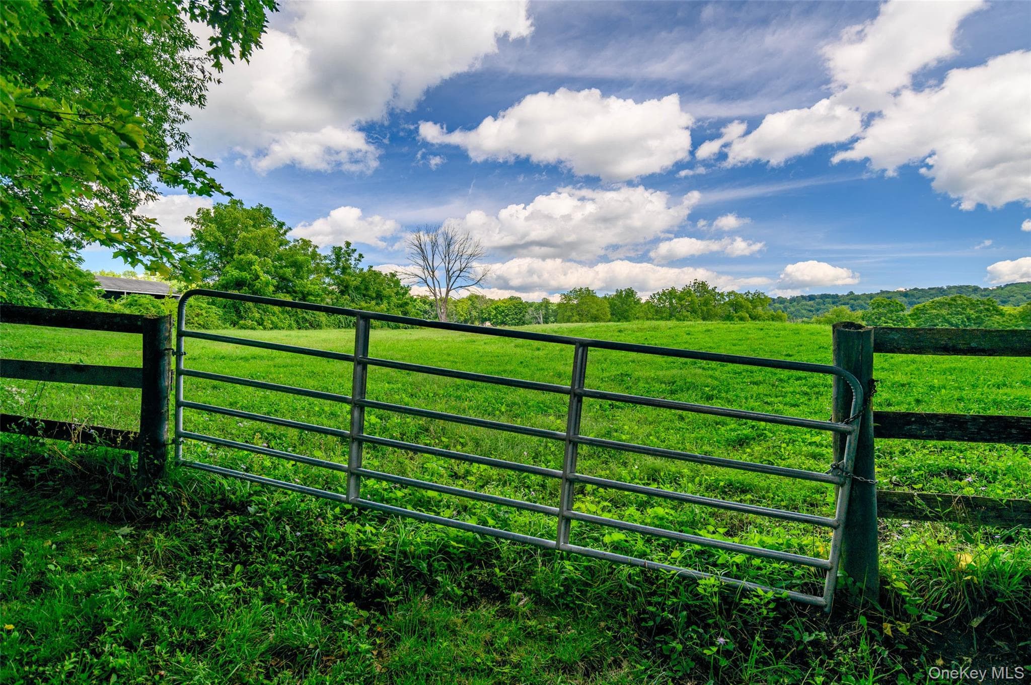 264 Quaker Hill Road thumbnail 4