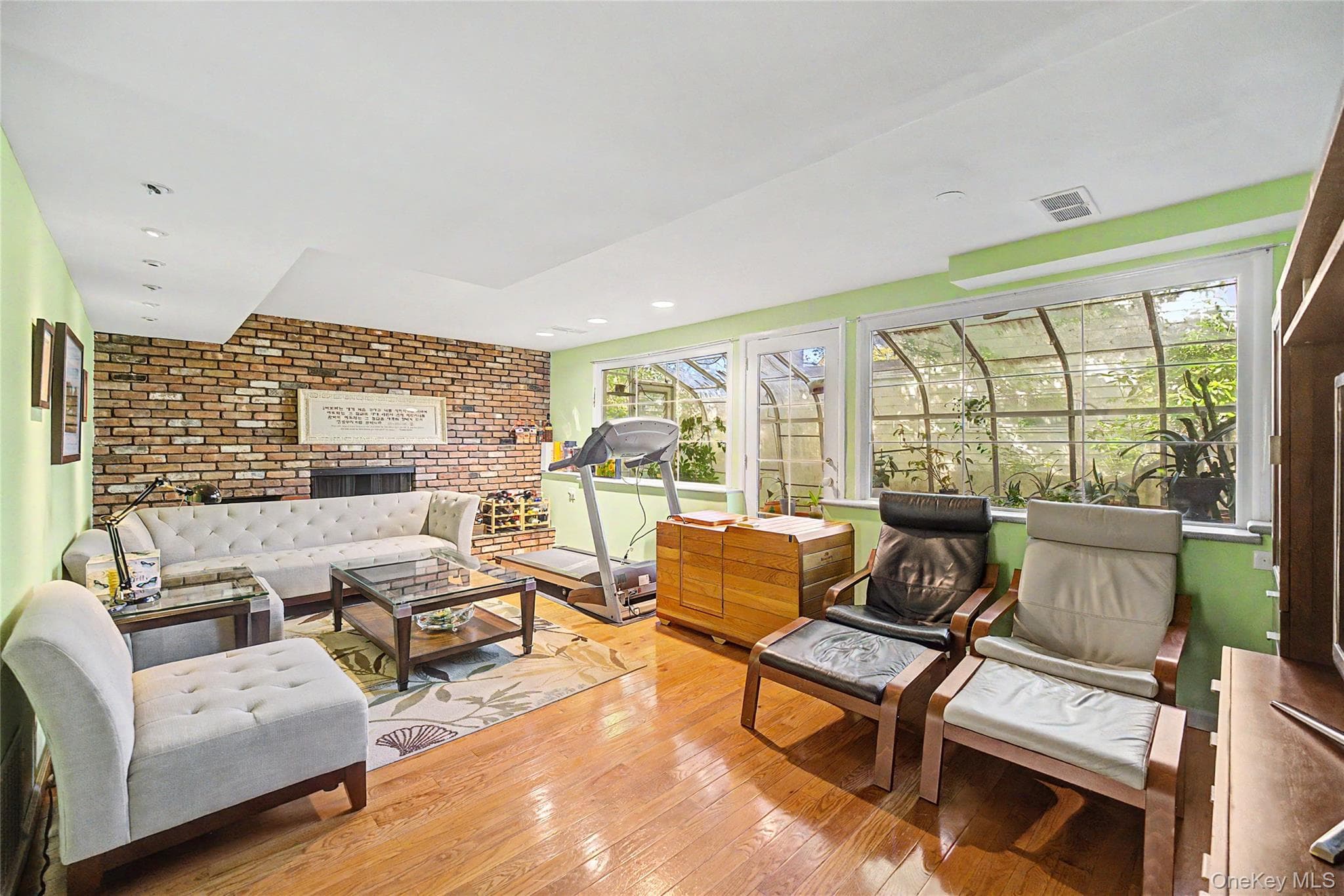 105 Serpentine Lane thumbnail 8