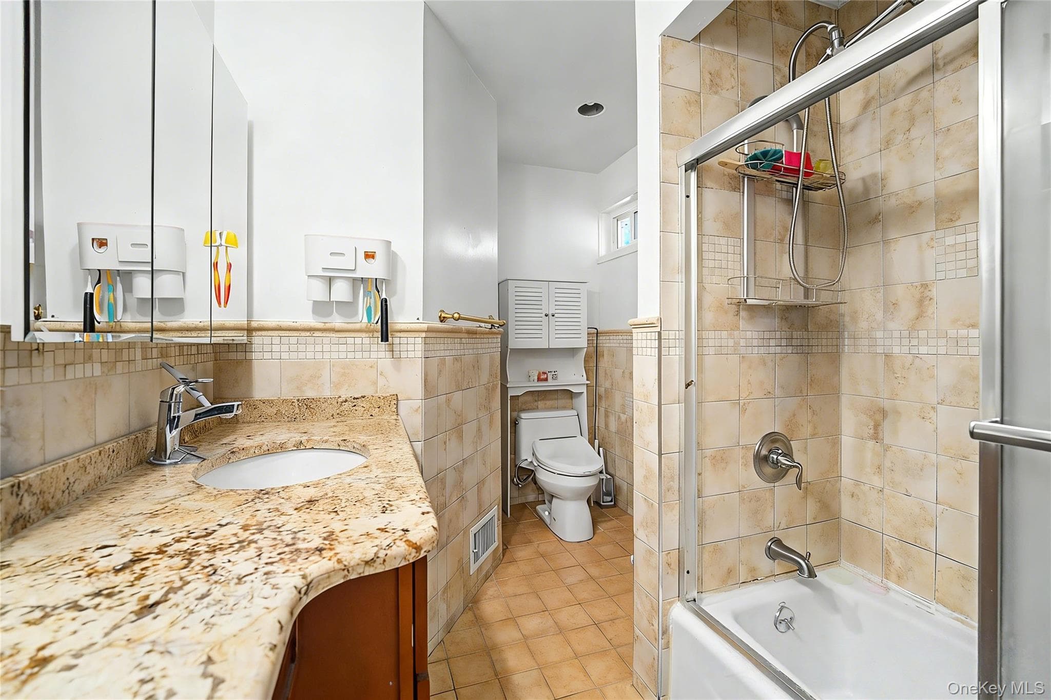 105 Serpentine Lane thumbnail 16