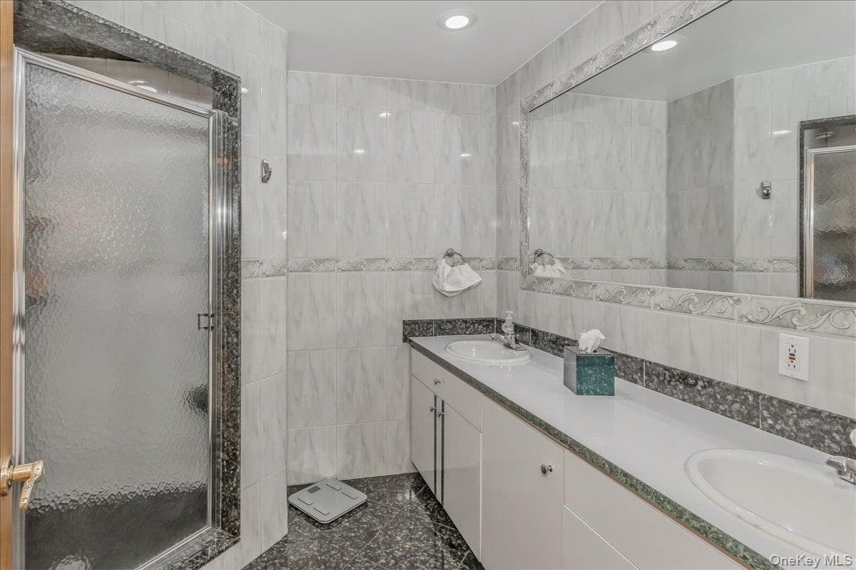 21 Chauncey Place thumbnail 40