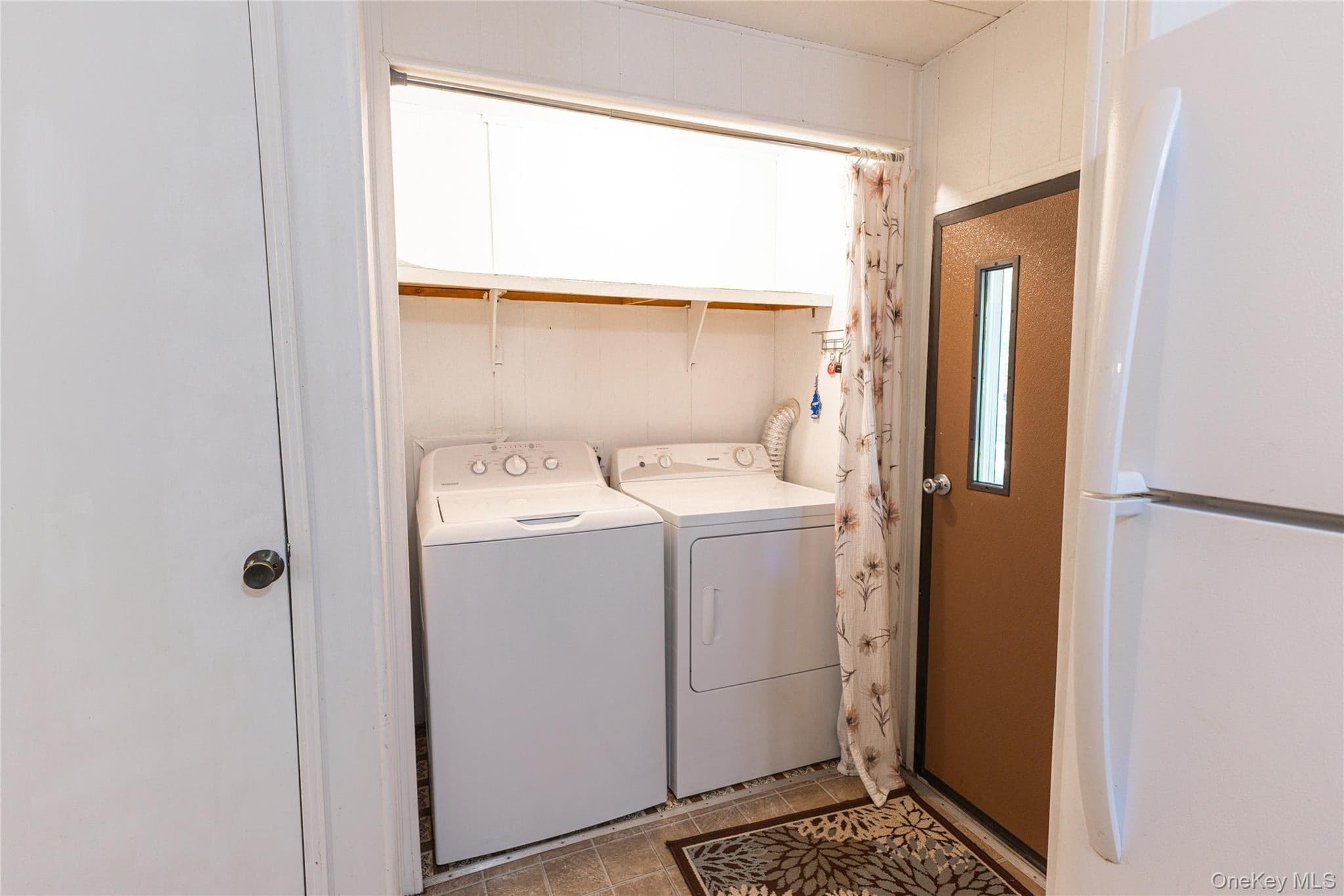525 Riverleigh Avenue Unit: 106 thumbnail 7