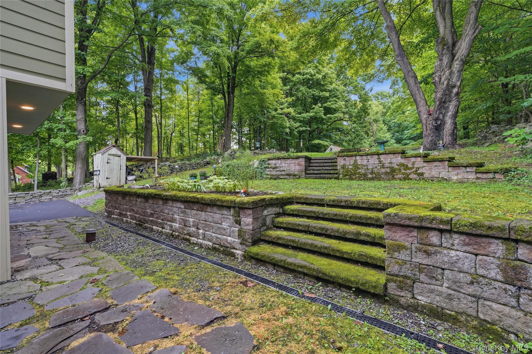 371 Crescent Avenue thumbnail 30