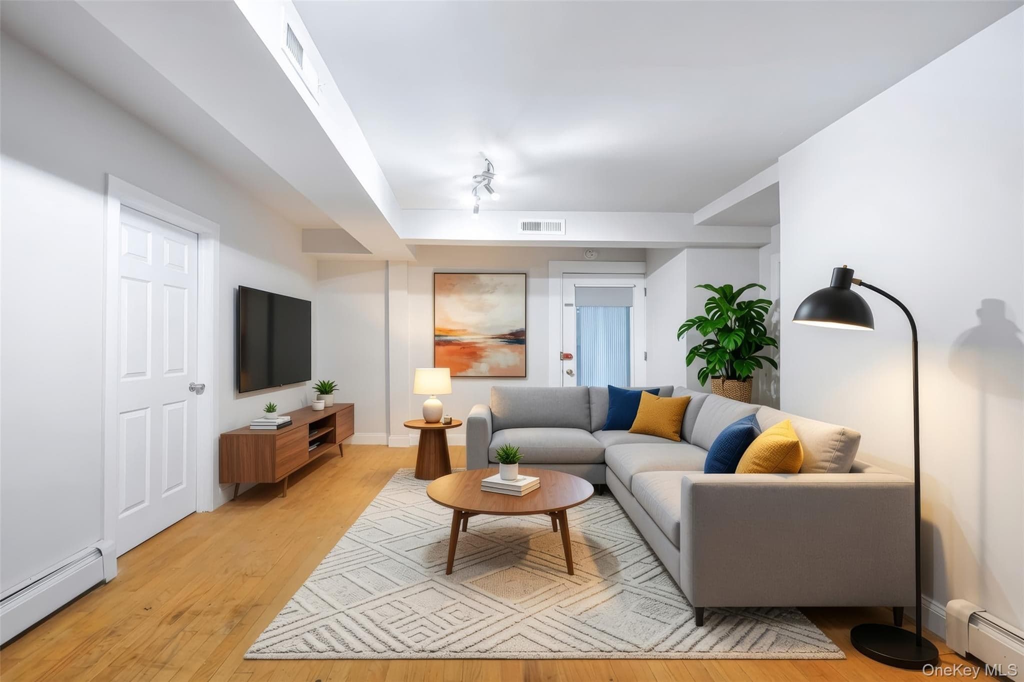 512 W 180th Street thumbnail 9