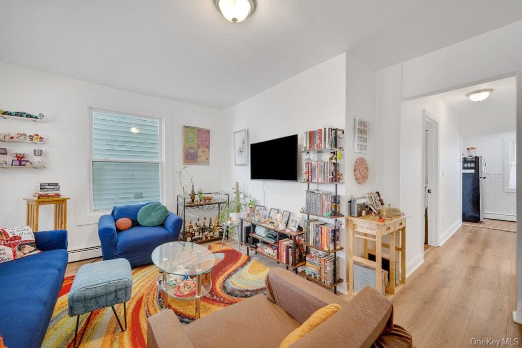144 Beekman Avenue thumbnail 8