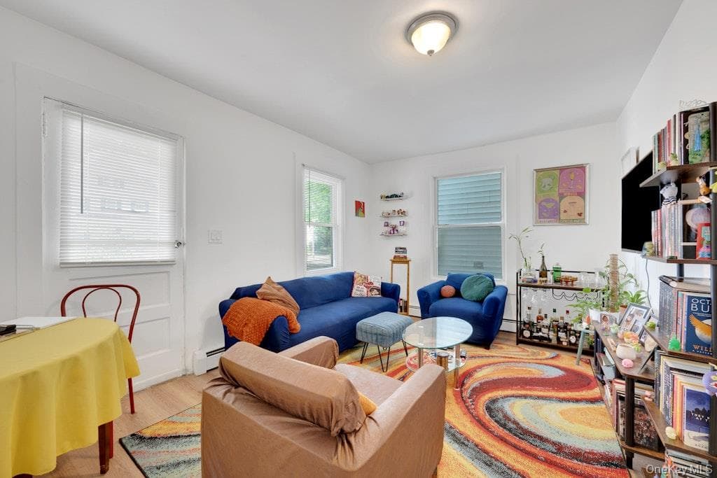 144 Beekman Avenue thumbnail 7