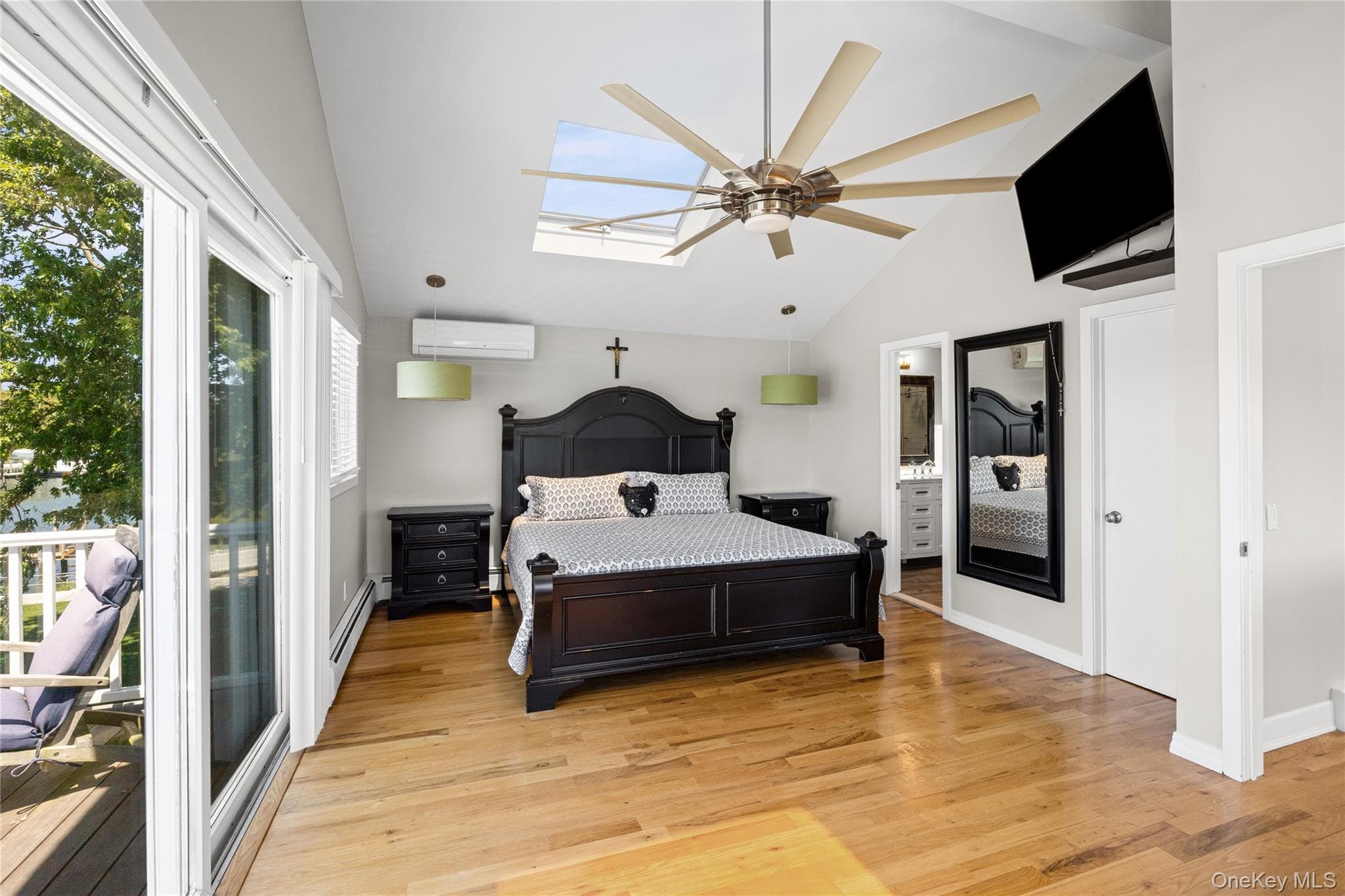 81 Beach Road thumbnail 25