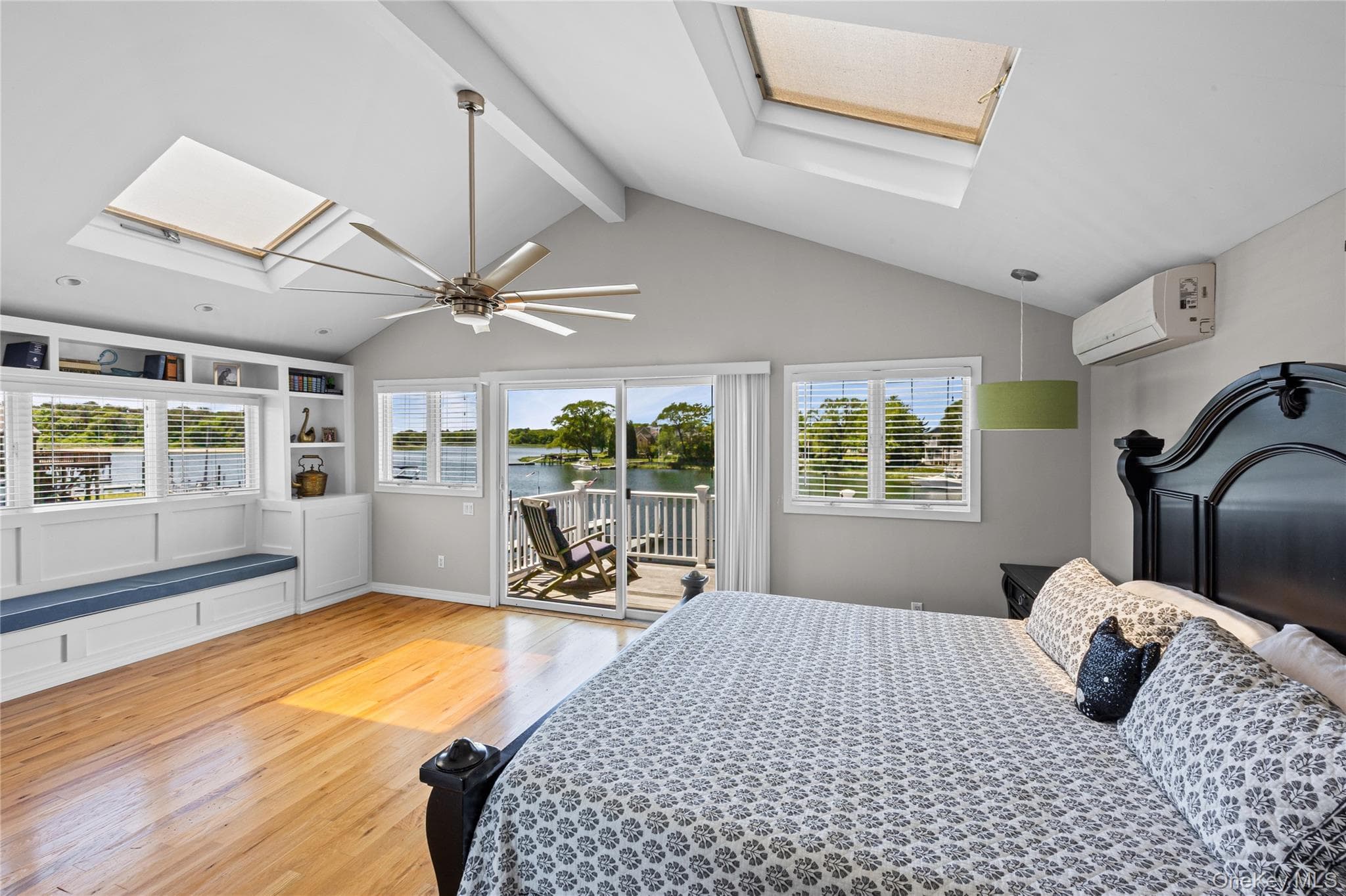 81 Beach Road thumbnail 23