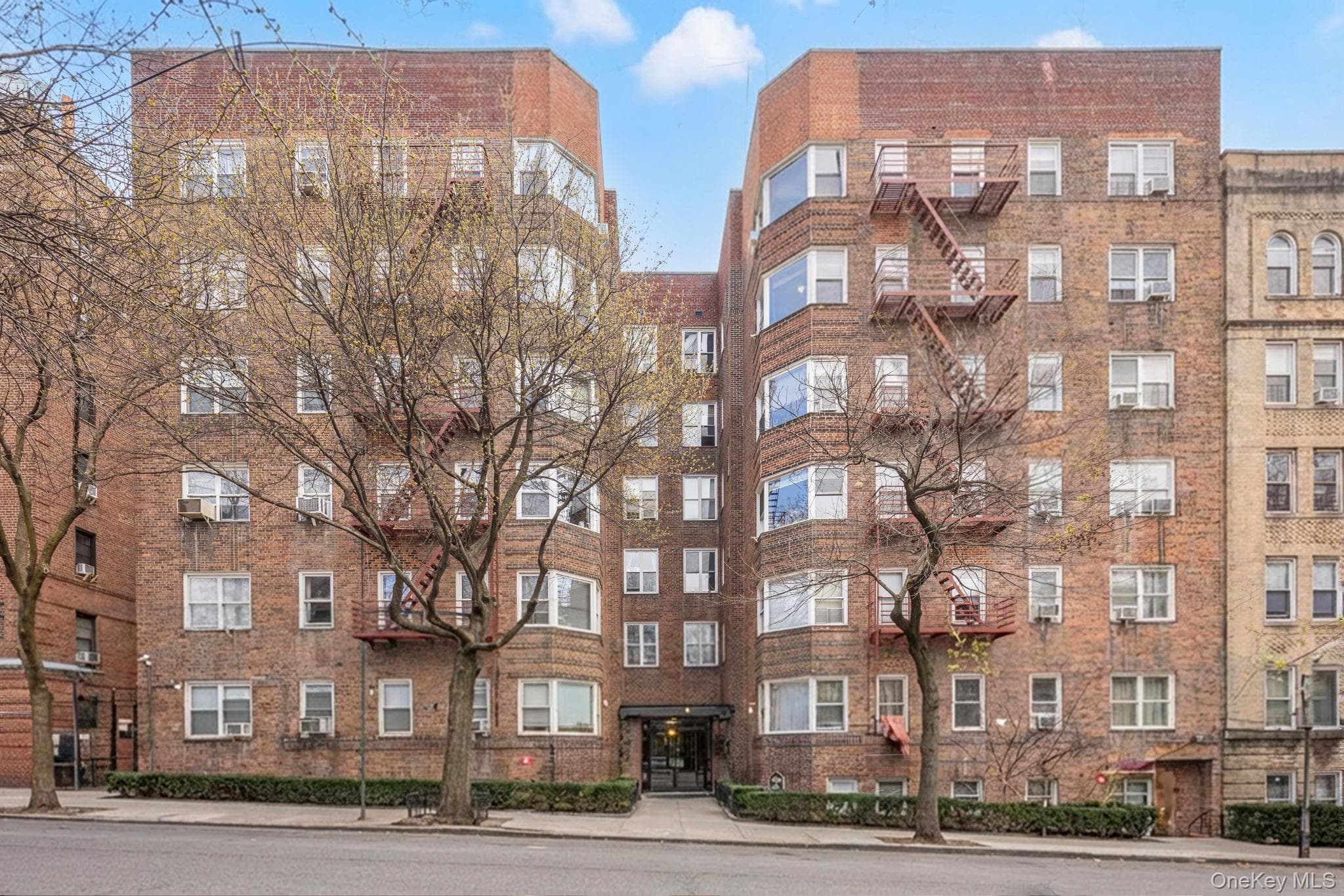 3810 Greystone Ave. Ave Unit: 507, Bronx