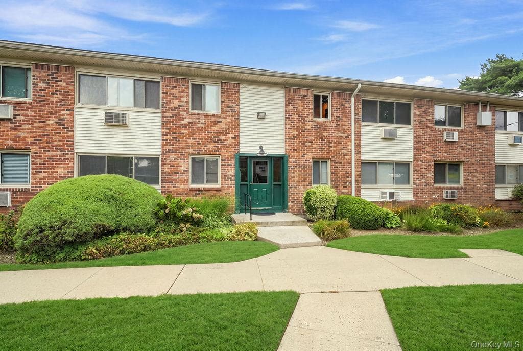 2397 Union Boulevard Unit: 7A photo 1