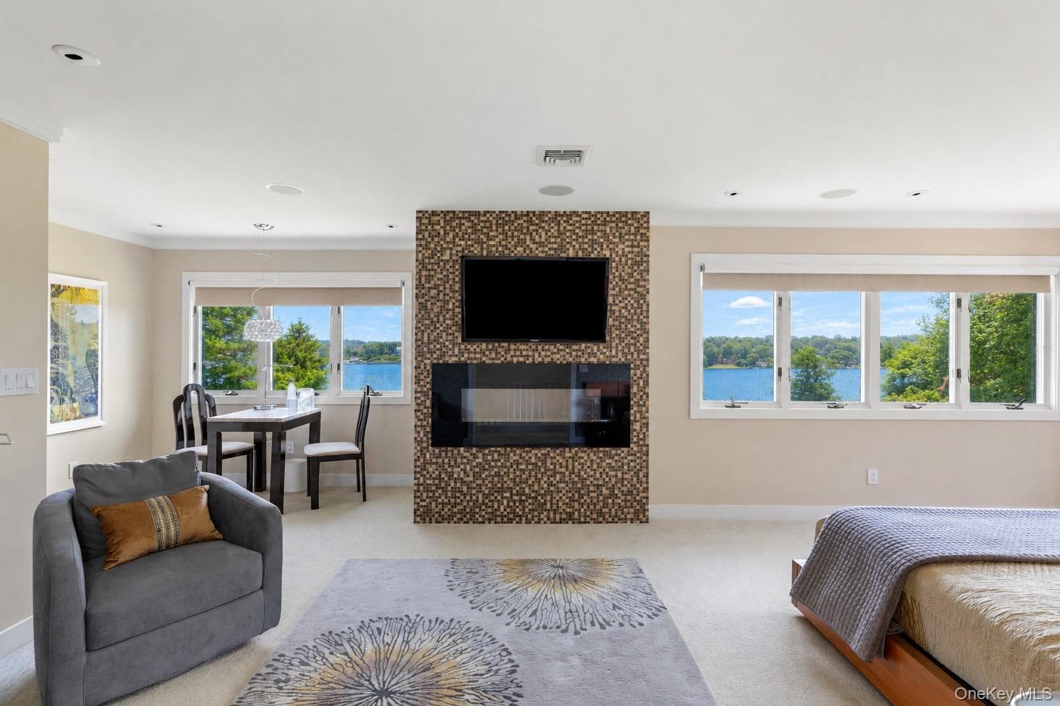 353 E Shore Road thumbnail 14