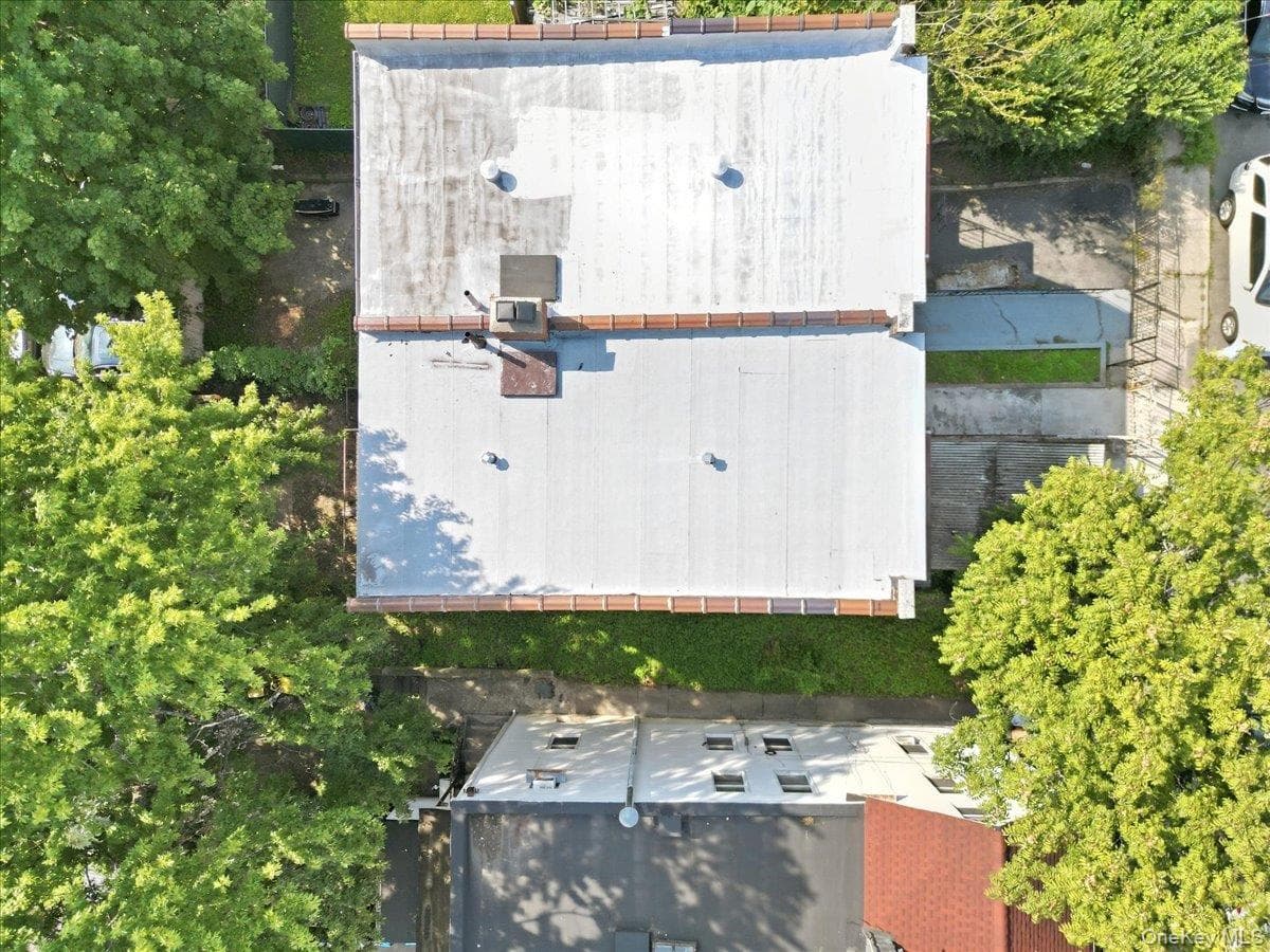 4814 Murdock Avenue thumbnail 4