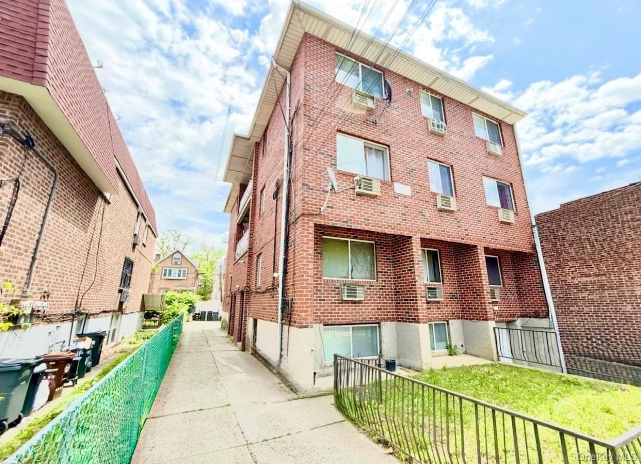 43-65 156th Street, Flushing