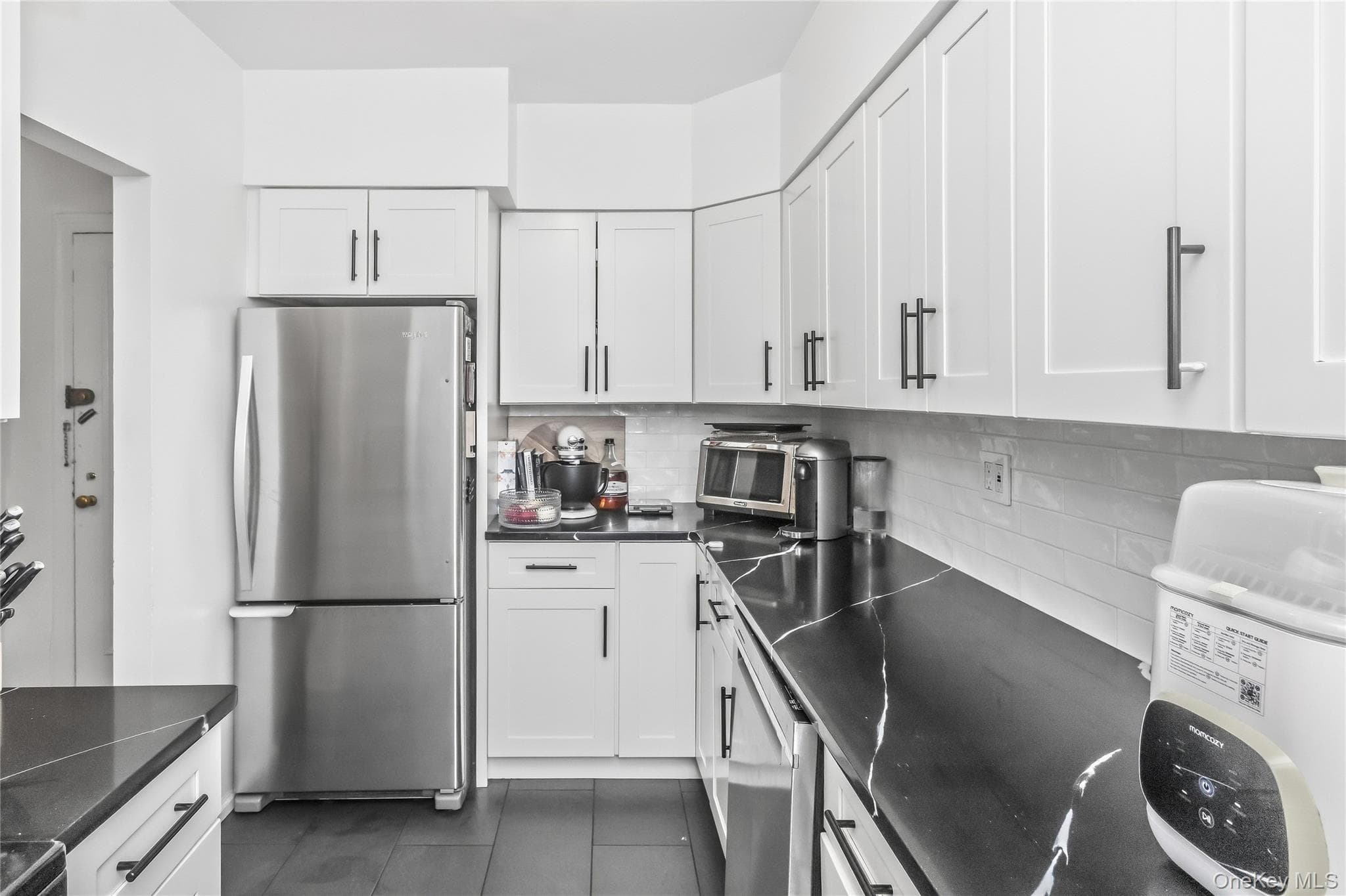 51-10 30 Avenue Unit: 4 thumbnail 10