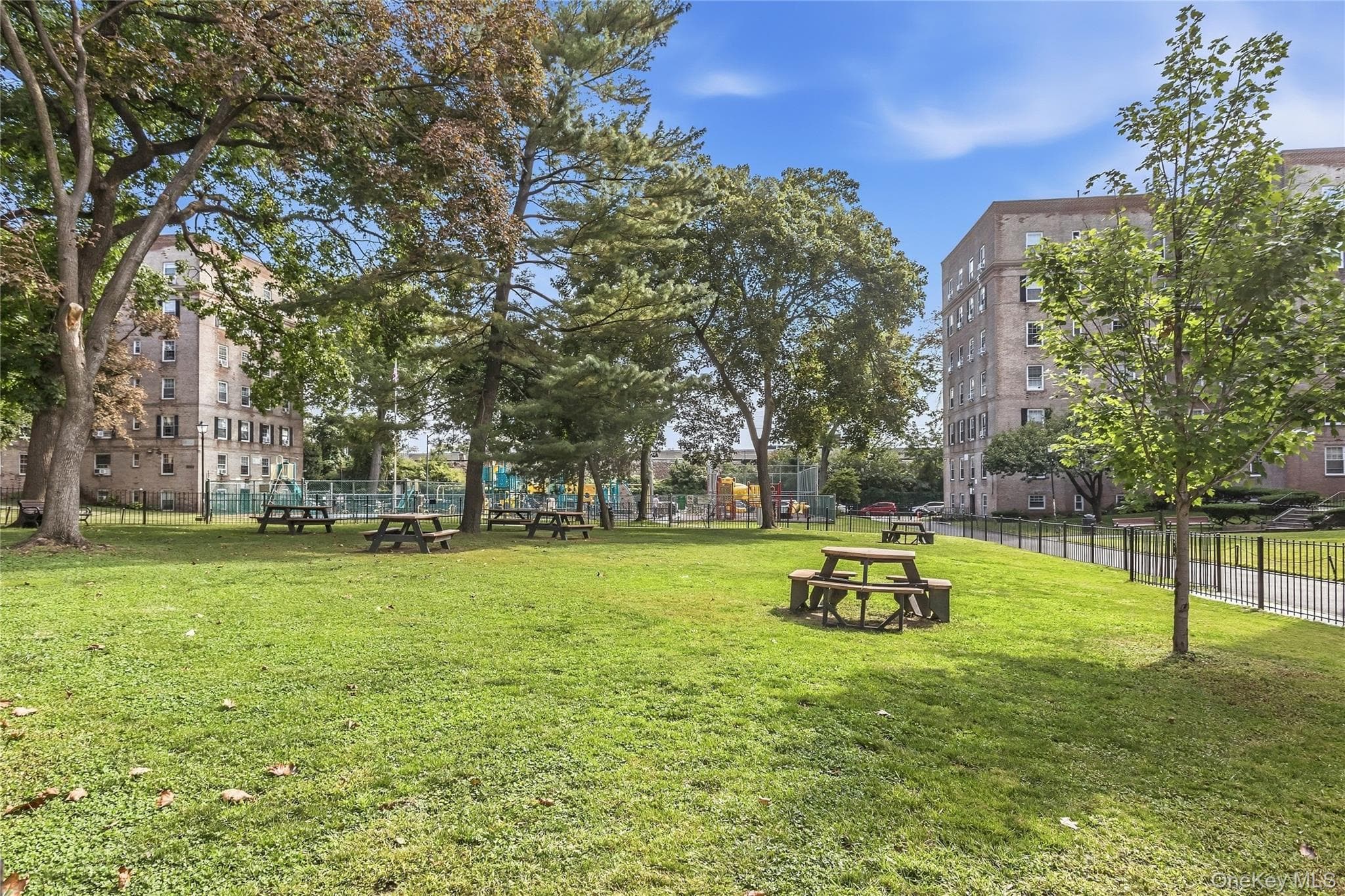 51-10 30 Avenue Unit: 4 thumbnail 25