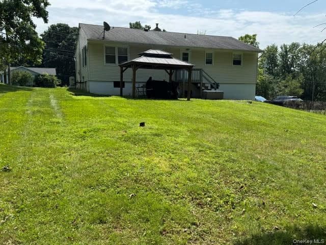 20 Meadow Avenue thumbnail 28