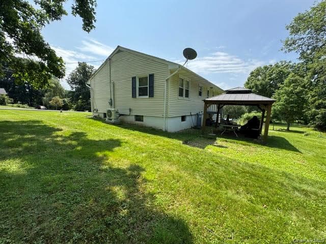 20 Meadow Avenue thumbnail 29