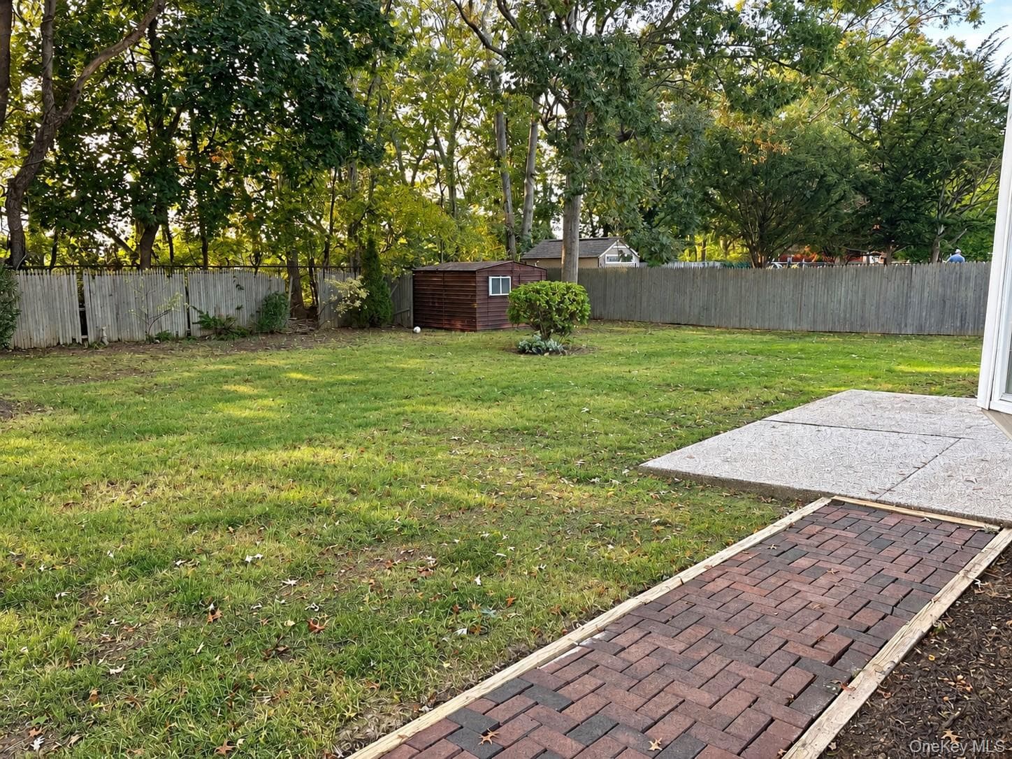 2230 Louis Kossuth Avenue thumbnail 18