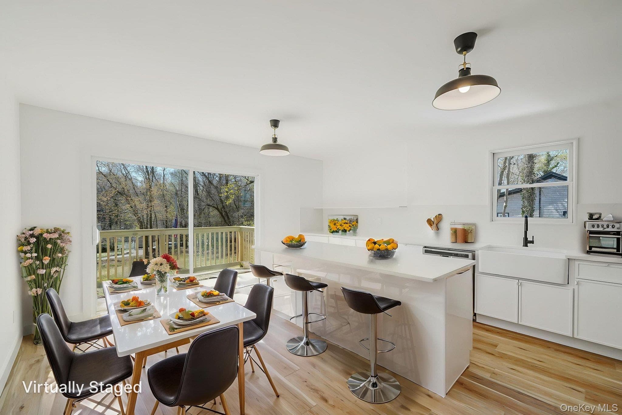 2939 N Wading River Road thumbnail 7