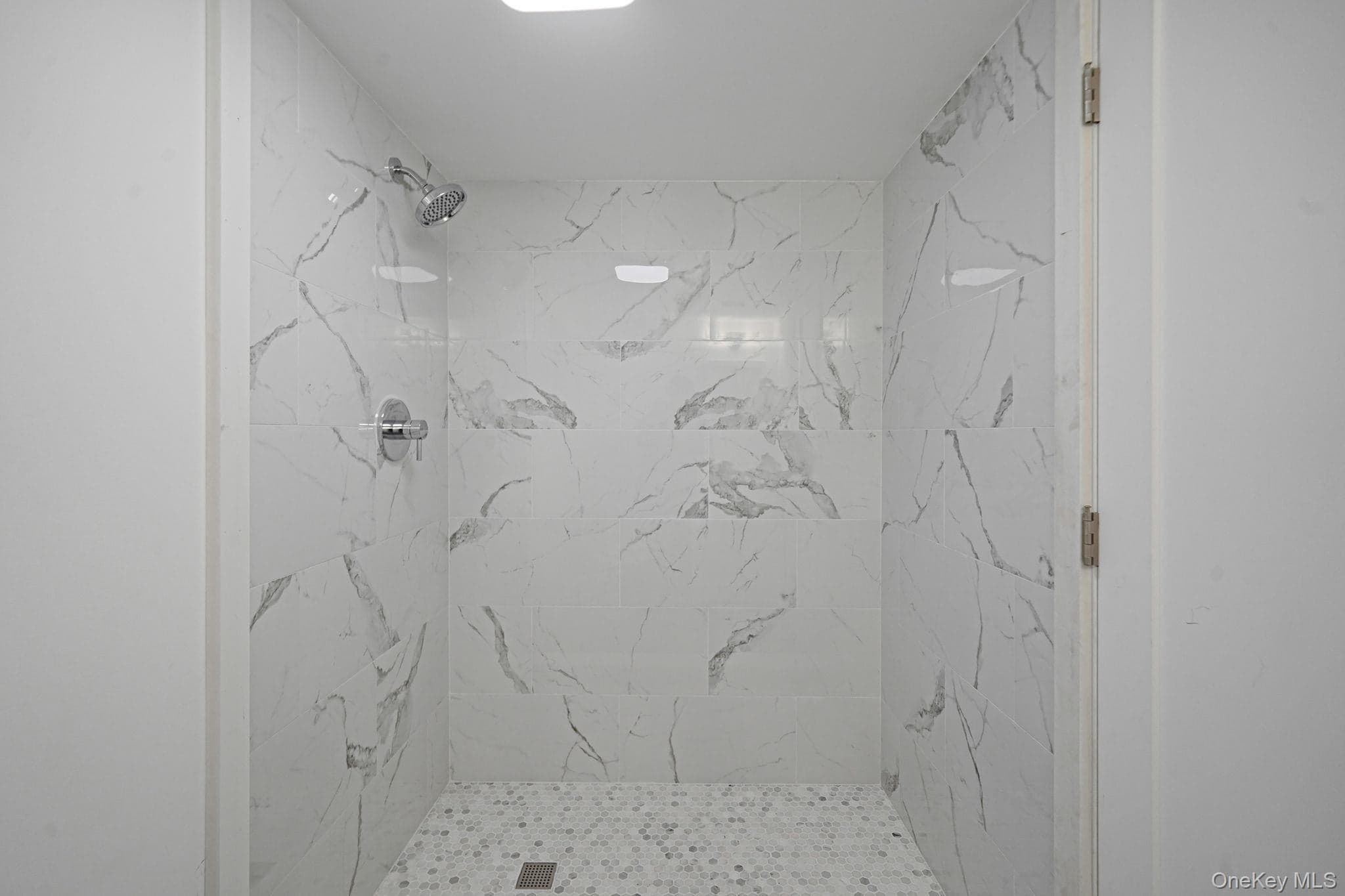 2939 N Wading River Road thumbnail 30