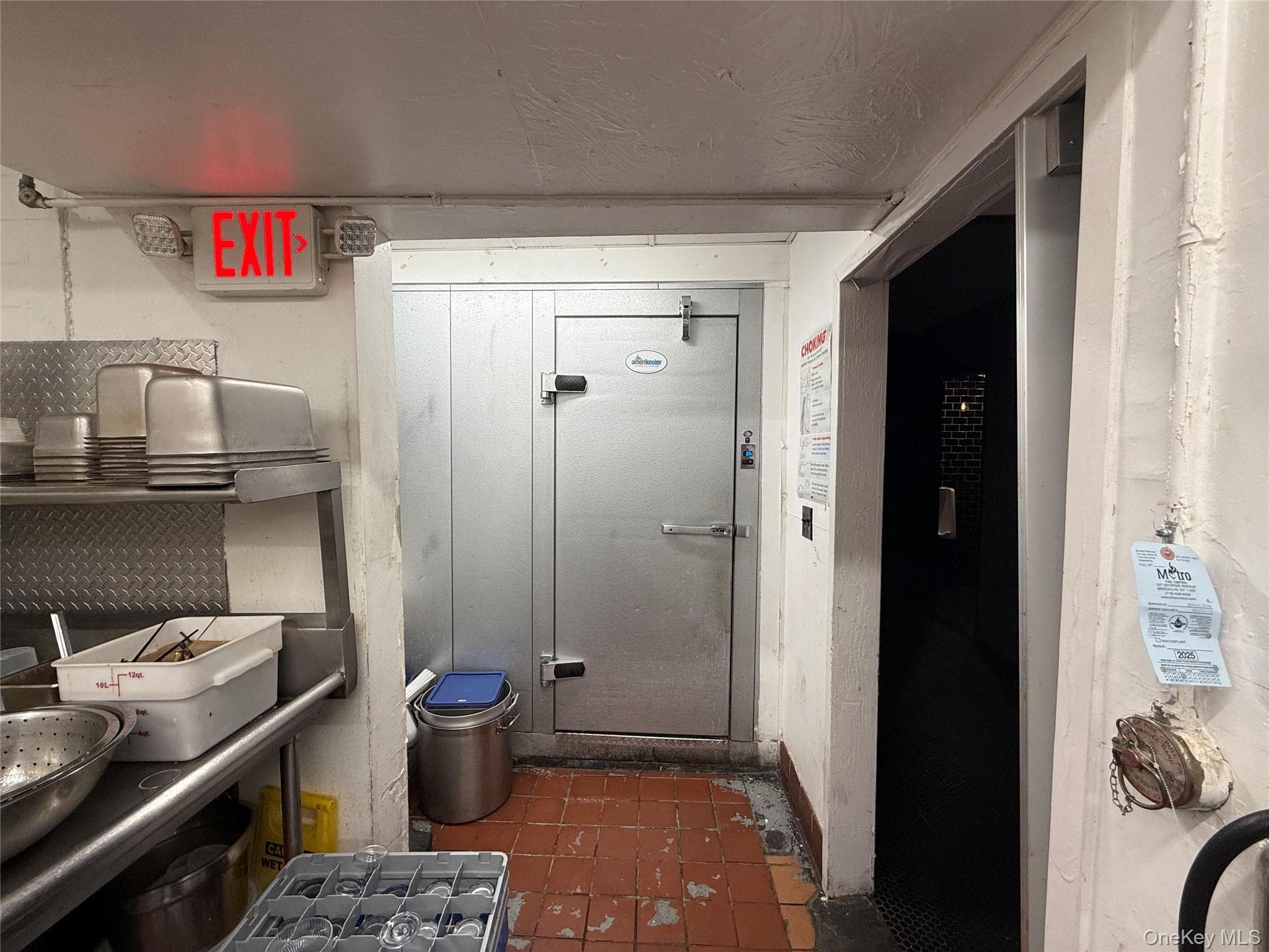 1442 3rd Avenue thumbnail 26
