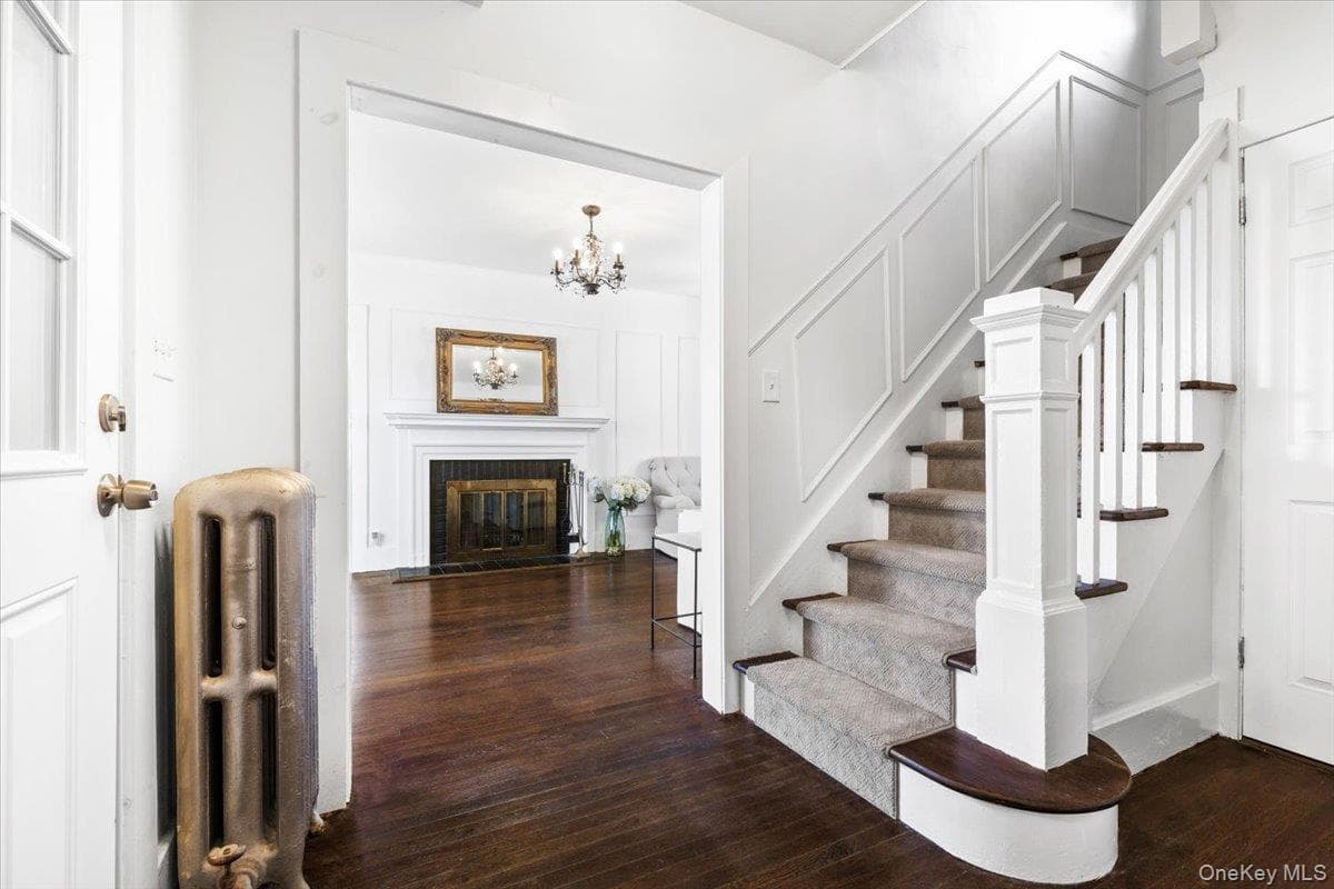 54 Hartsdale Road thumbnail 4