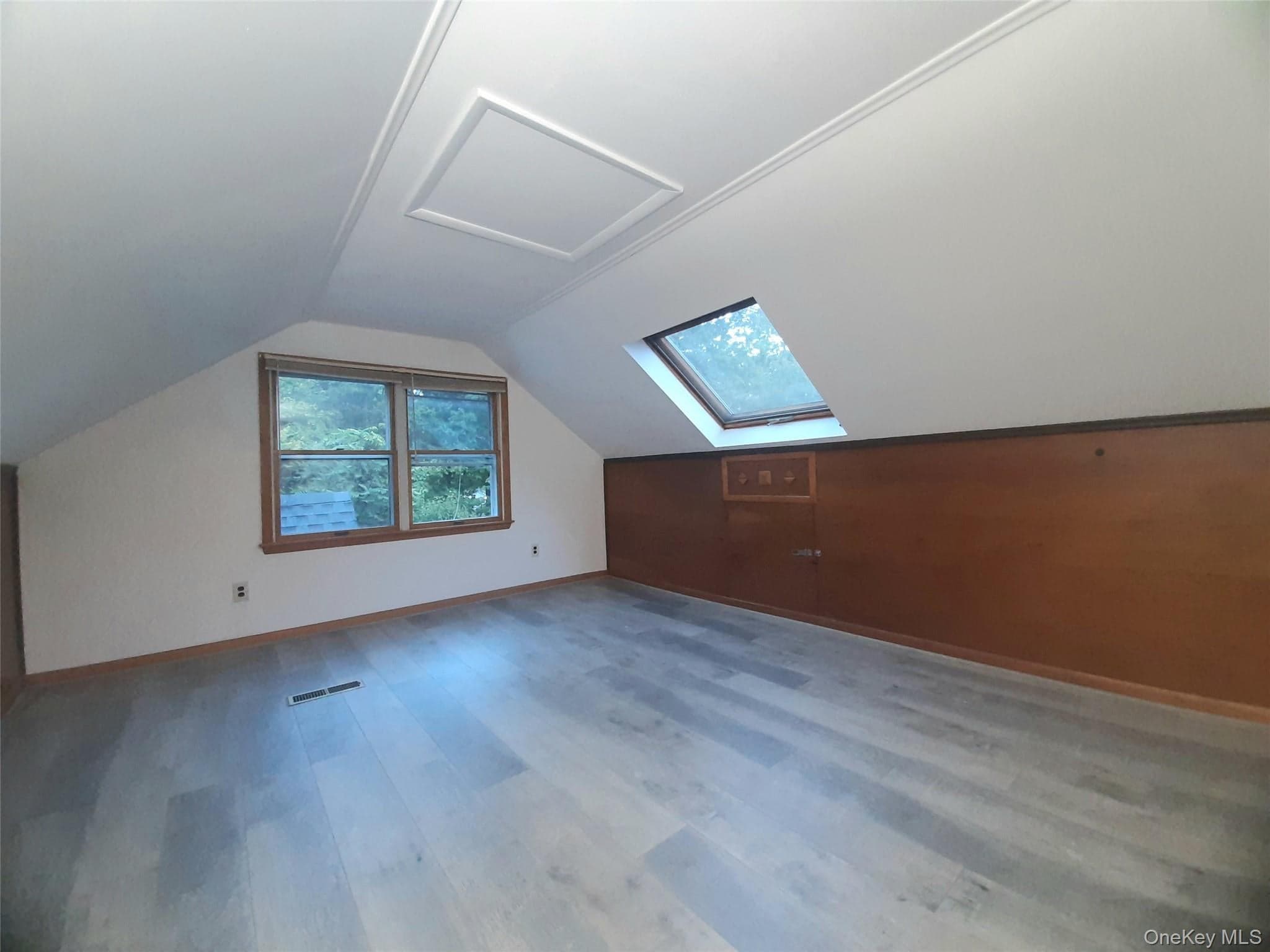 384 Cedar Hill Road thumbnail 17