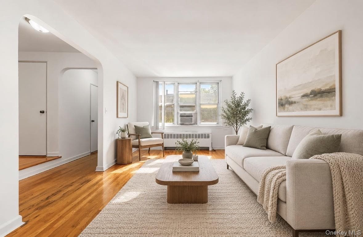 1147 E 223rd Street thumbnail 6