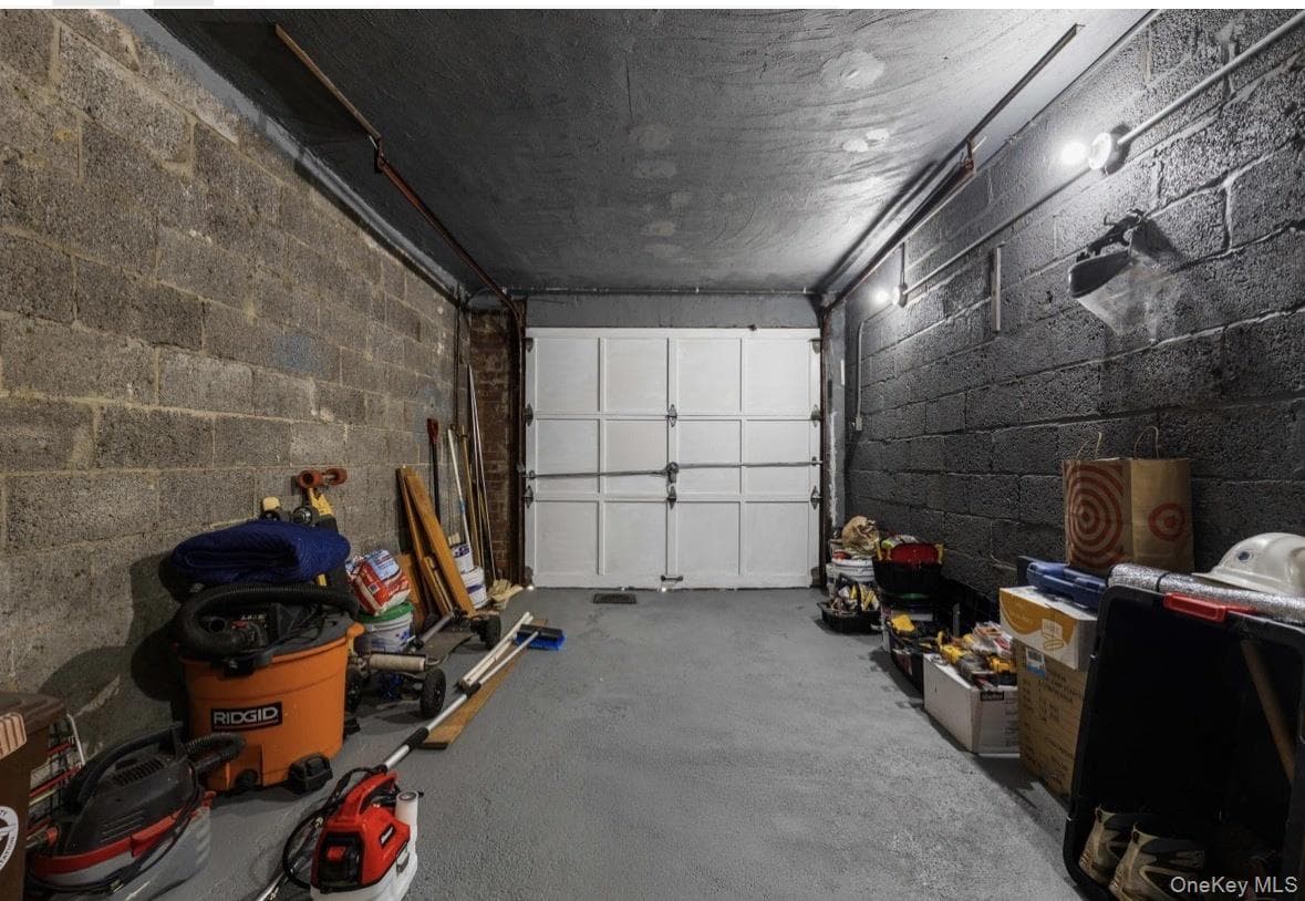1147 E 223rd Street thumbnail 19