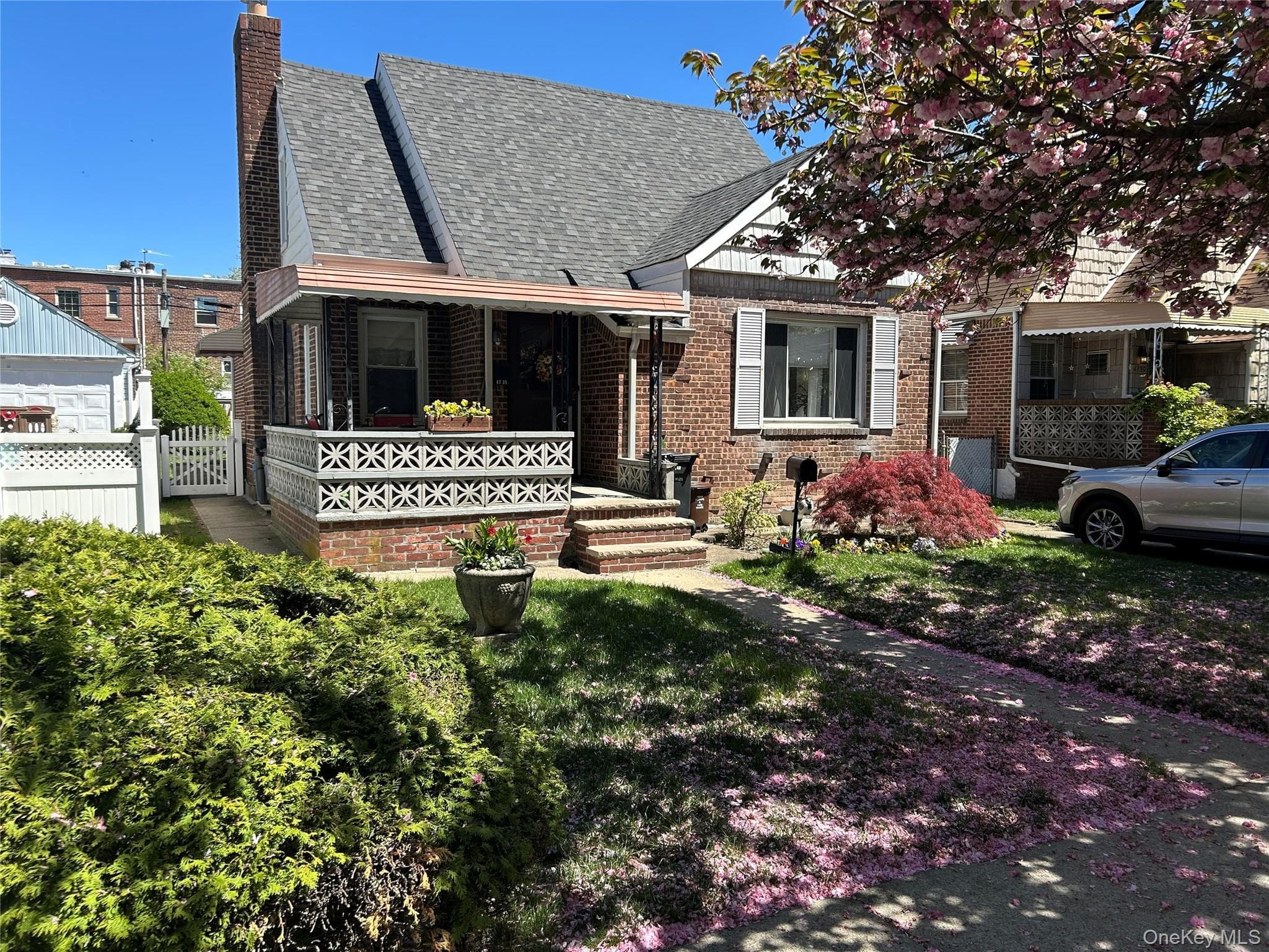 4735 196th Place, Flushing