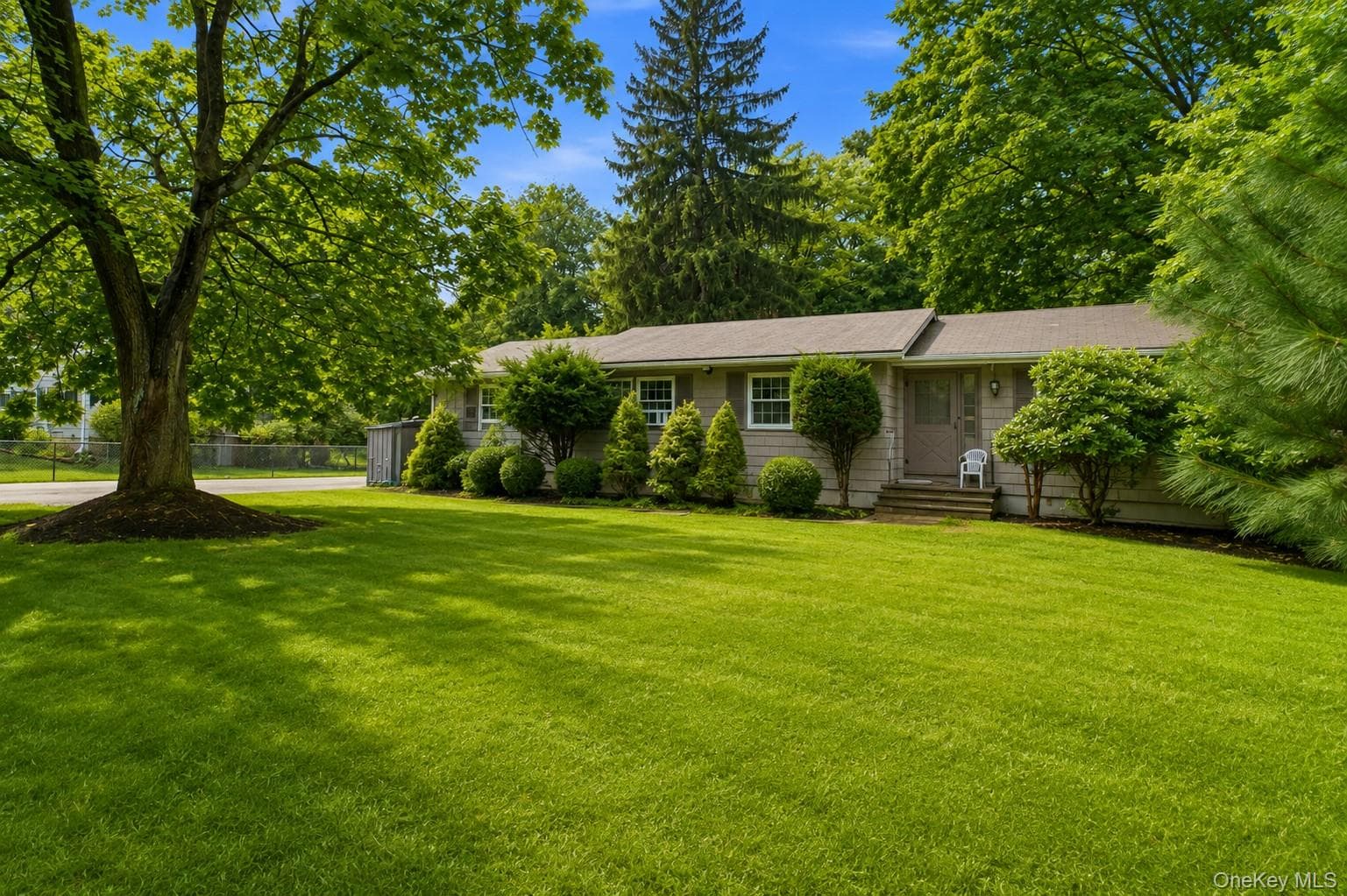 61 S Airmont Road, Suffern