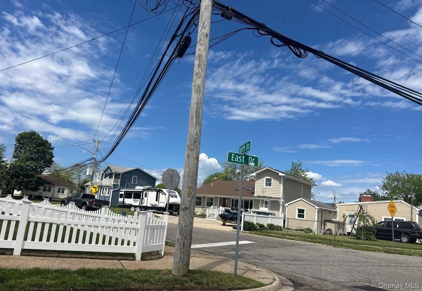 265 East Drive thumbnail 4