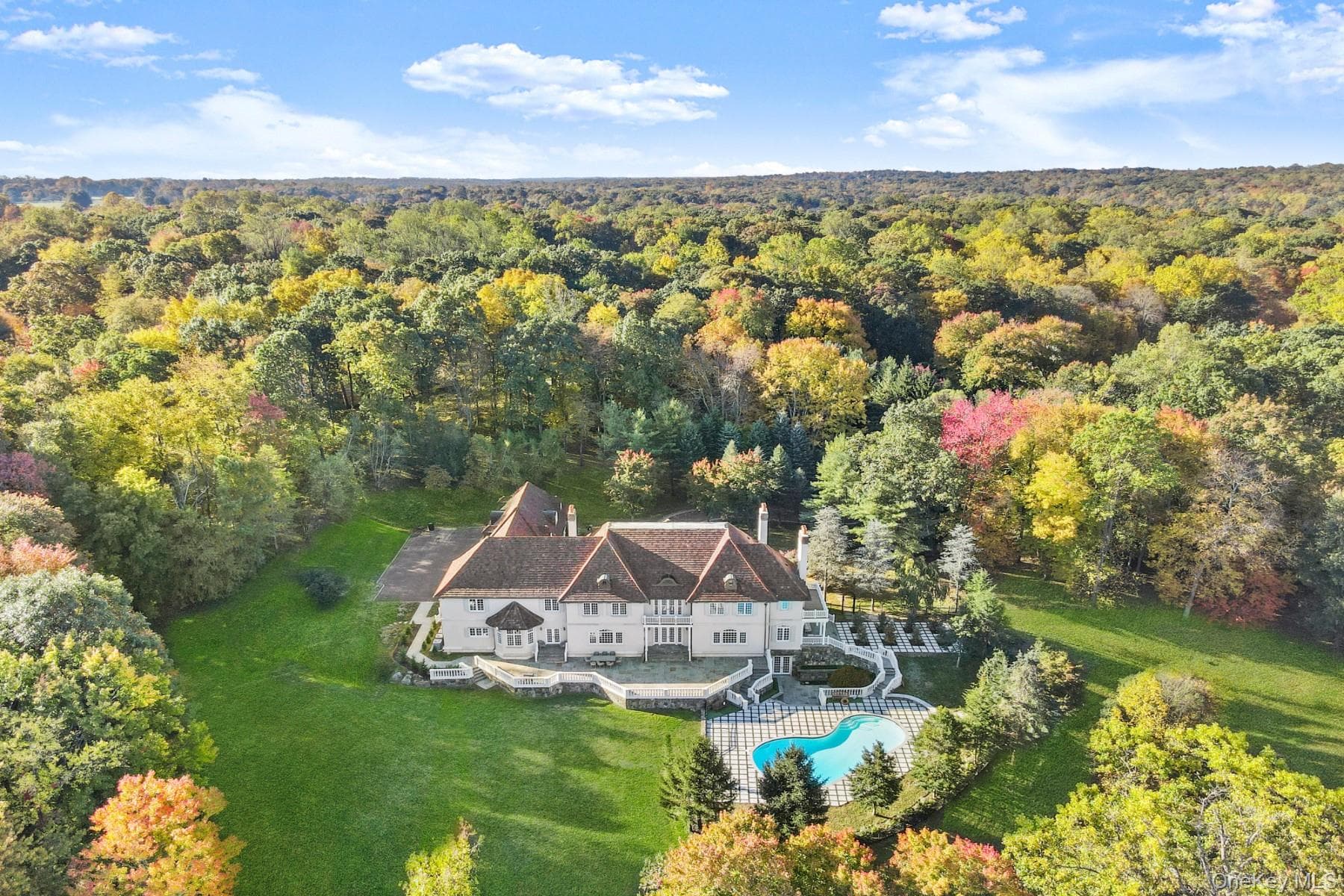 4 Cowdray Park Drive thumbnail 35