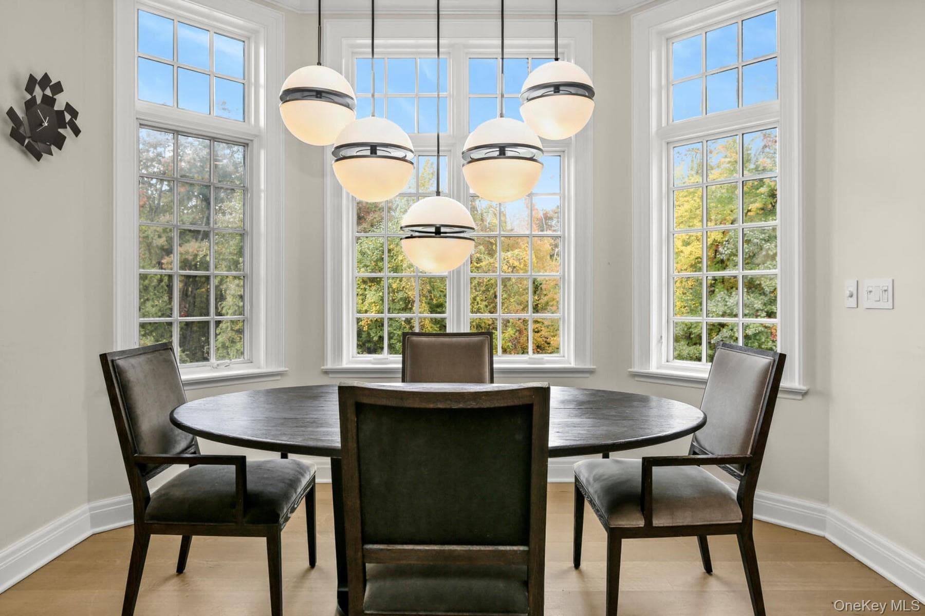 4 Cowdray Park Drive thumbnail 10