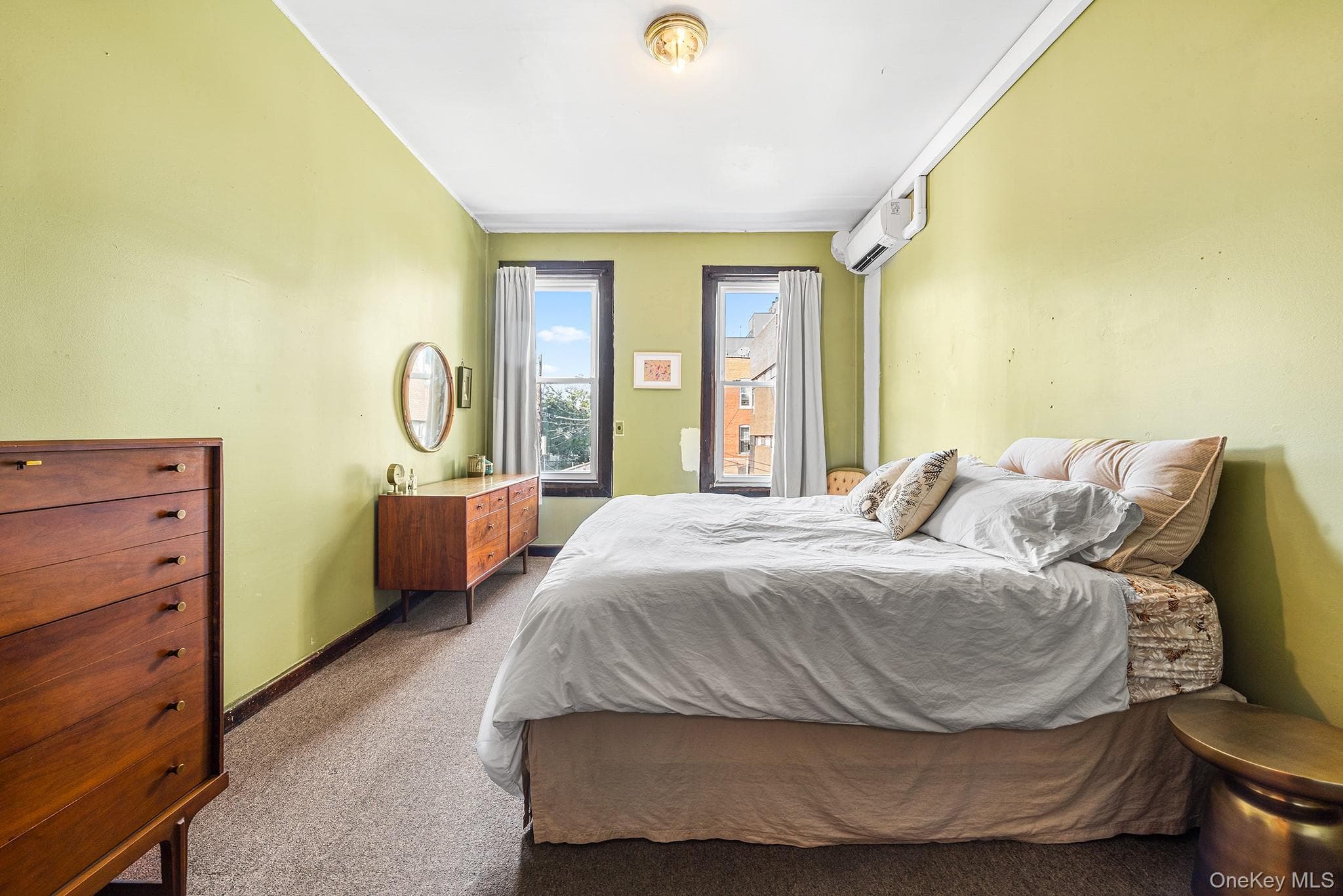 601 Knickerbocker Avenue thumbnail 9