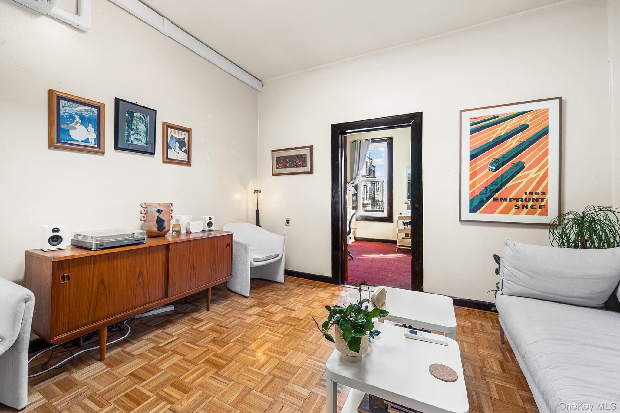 601 Knickerbocker Avenue thumbnail 5