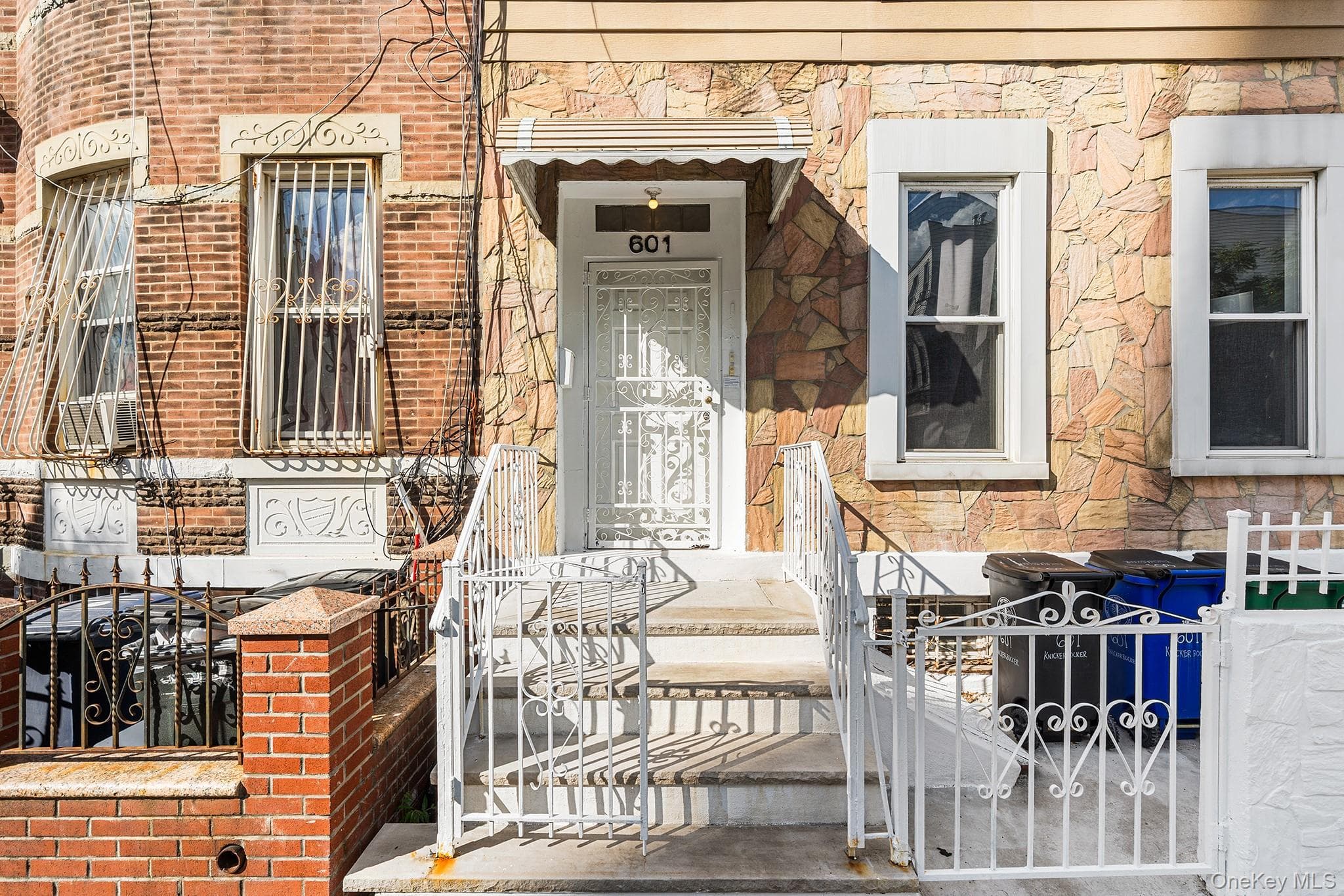 601 Knickerbocker Avenue thumbnail 4