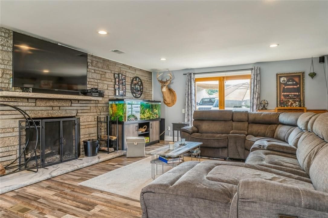 30 Werner Avenue Unit: MAIN HOUSE thumbnail 12