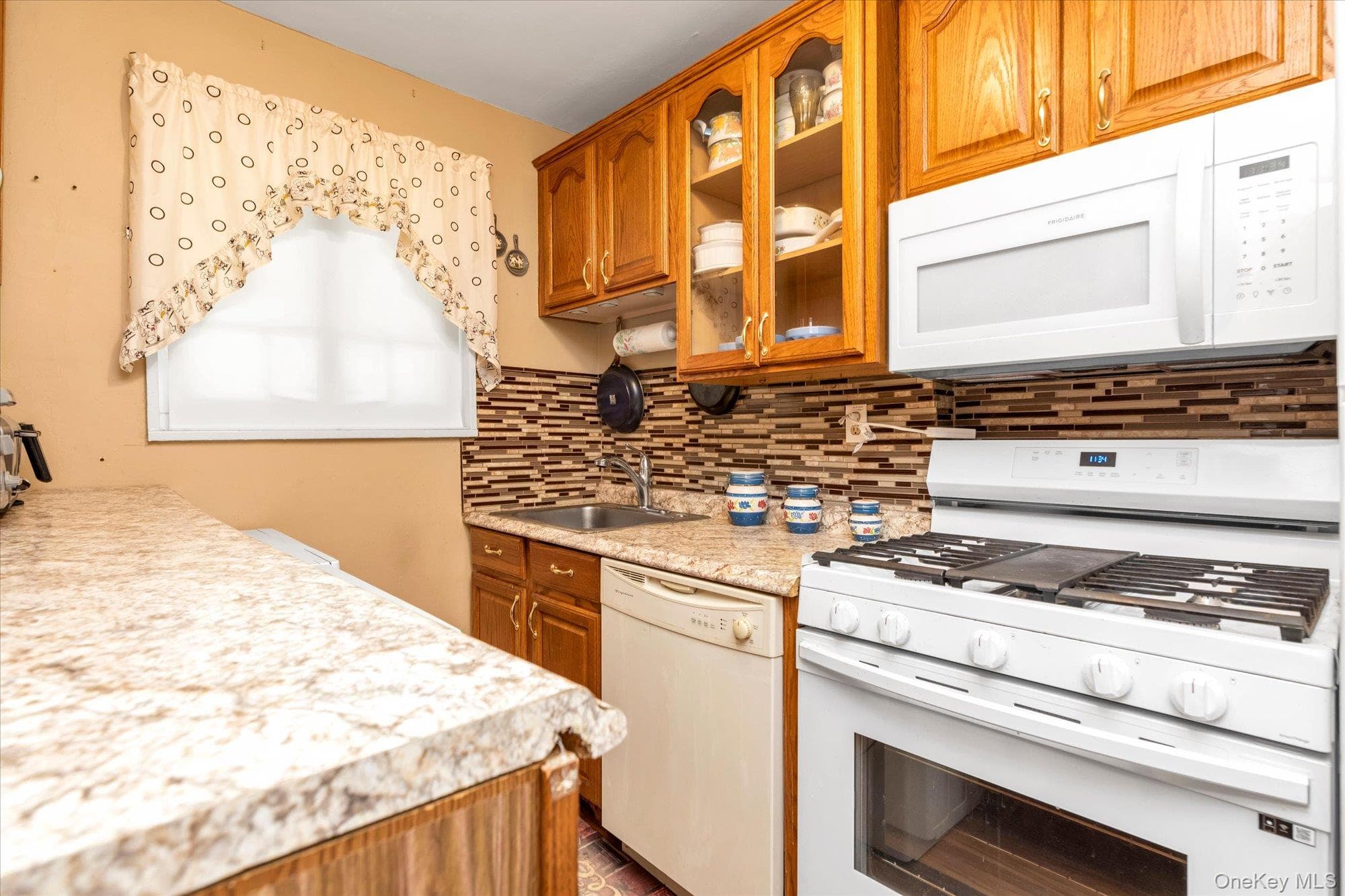22617 Hillside Avenue Unit: S09 thumbnail 8