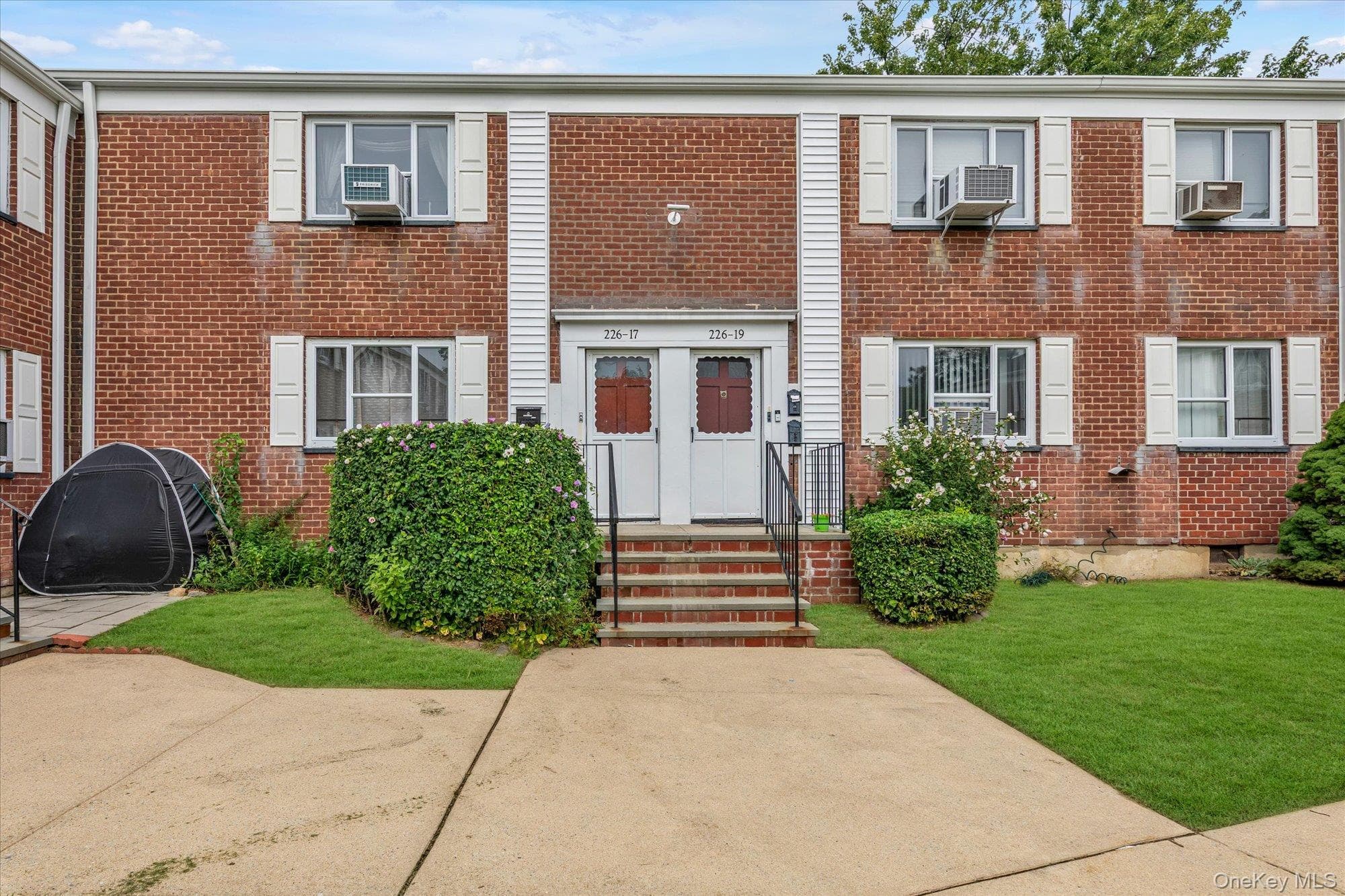 22617 Hillside Avenue Unit: S09 thumbnail 2